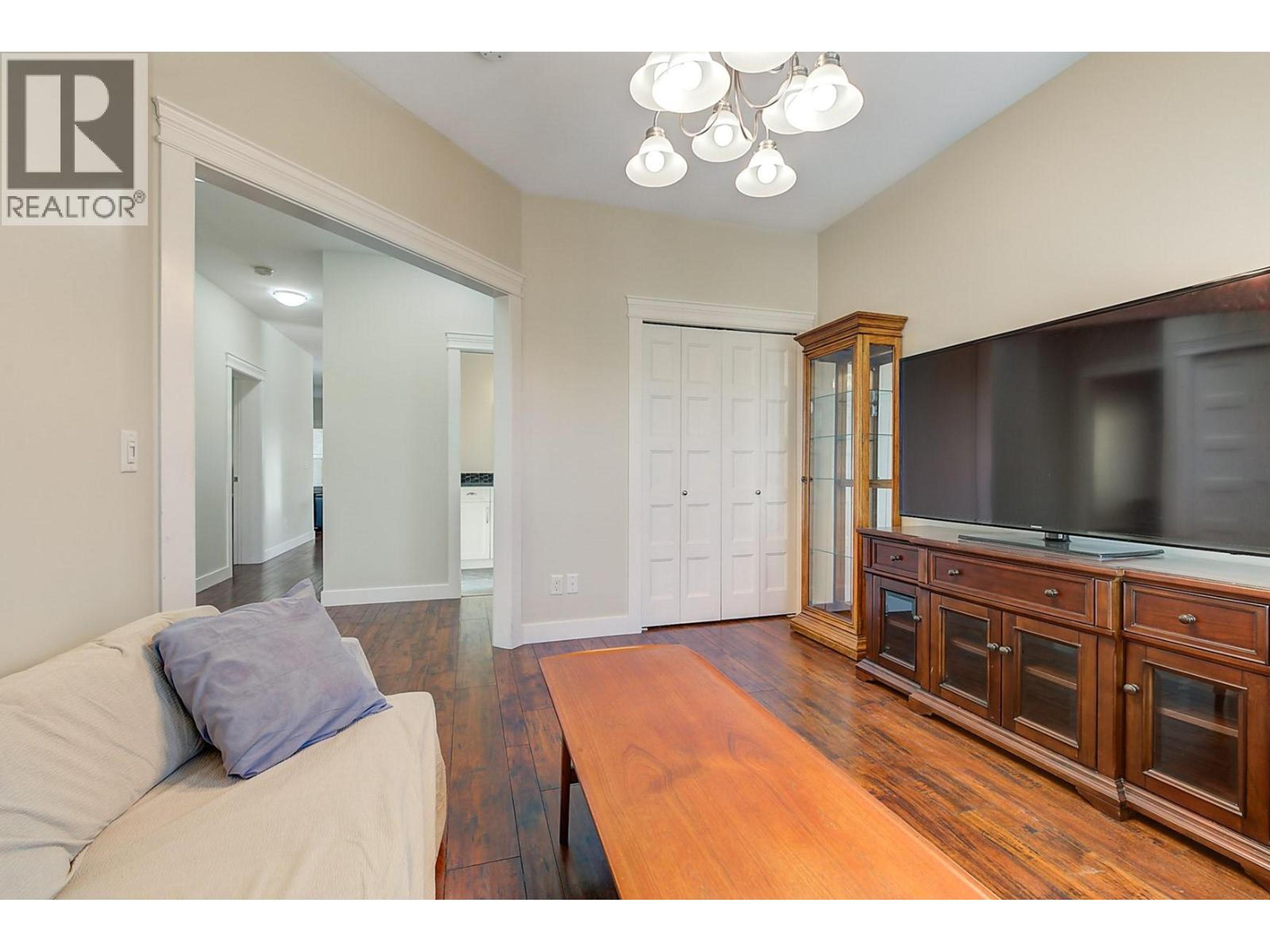 2097 ACORN CRESCENT - Image 40