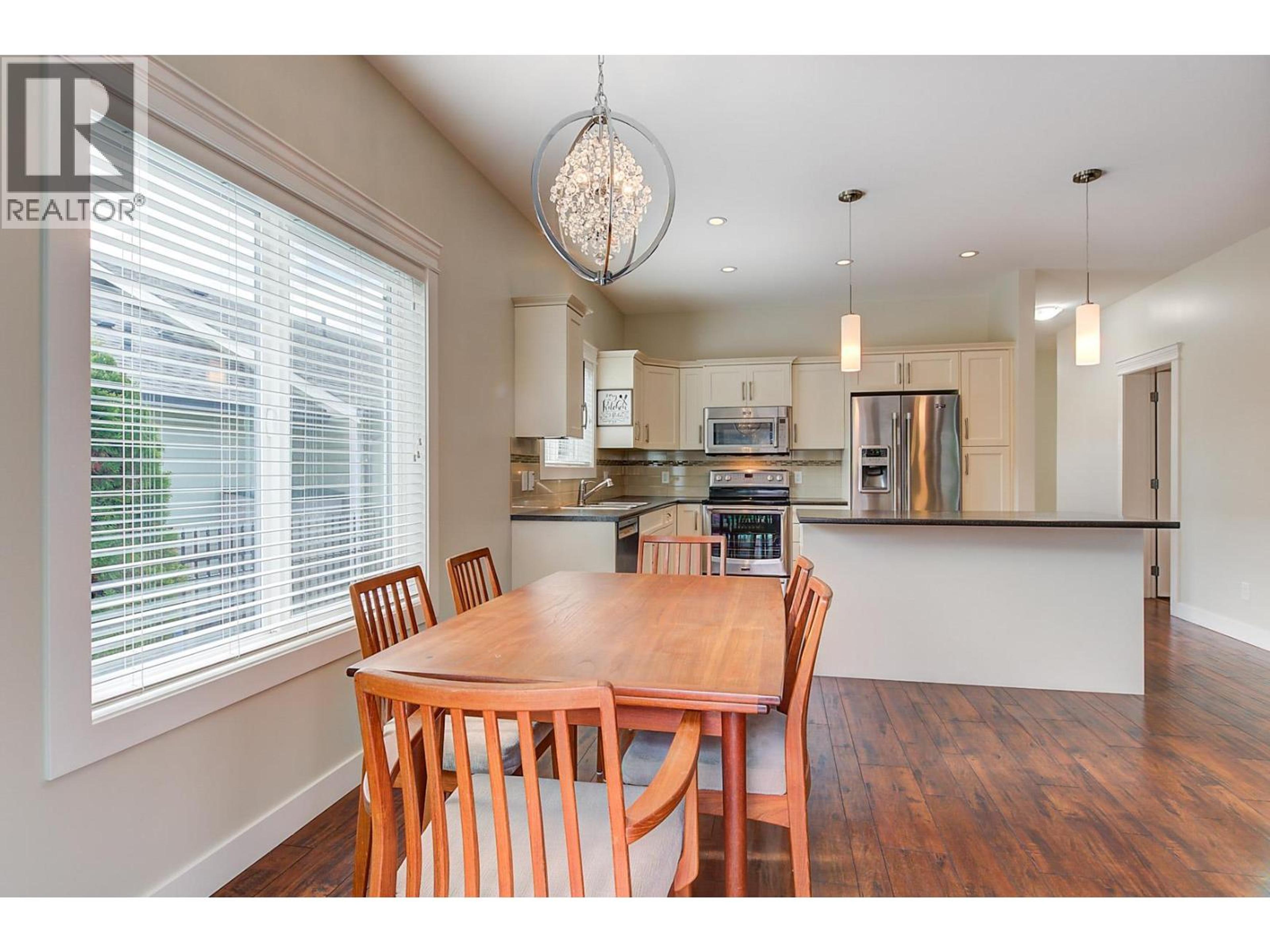 2097 ACORN CRESCENT - Image 27
