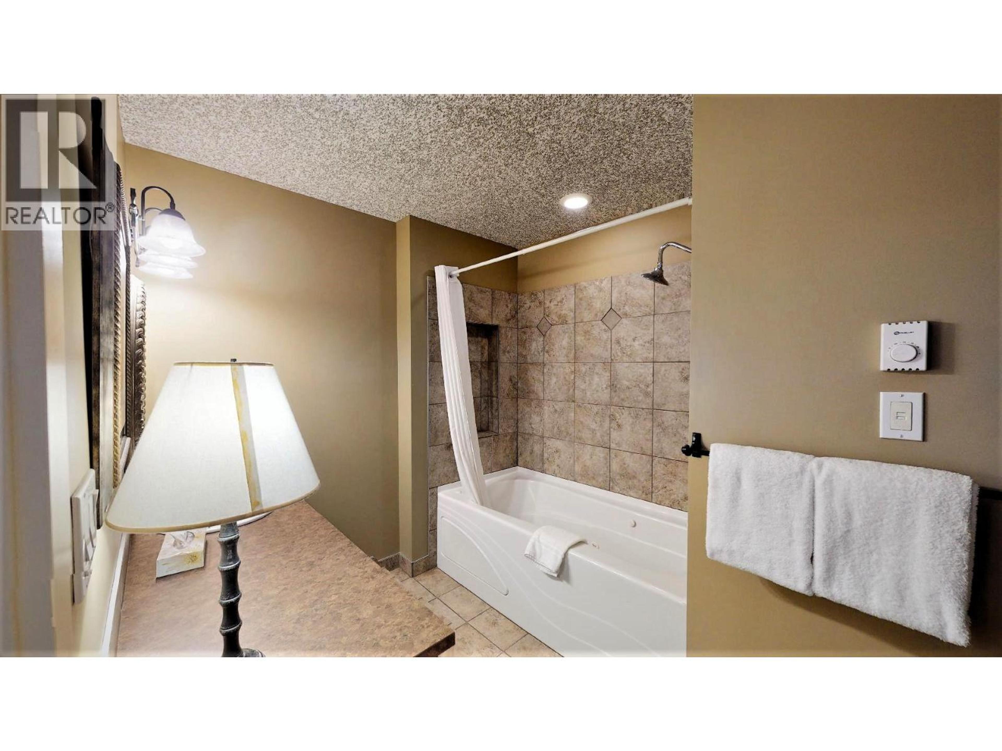 #311 B 300 BIGHORN BOULEVARD - Image 32