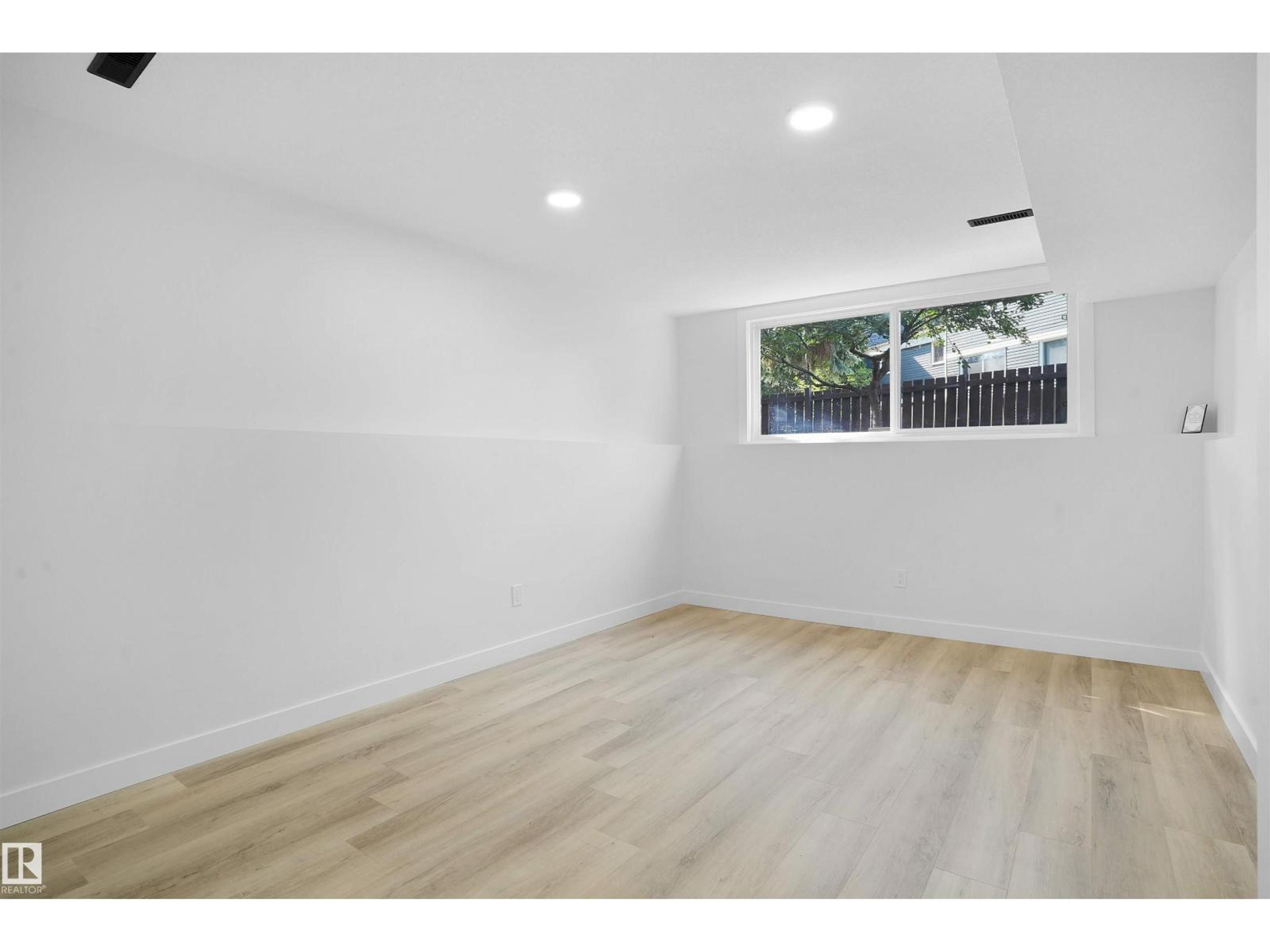 208 MORIN MAZE MZ NW - Image 25