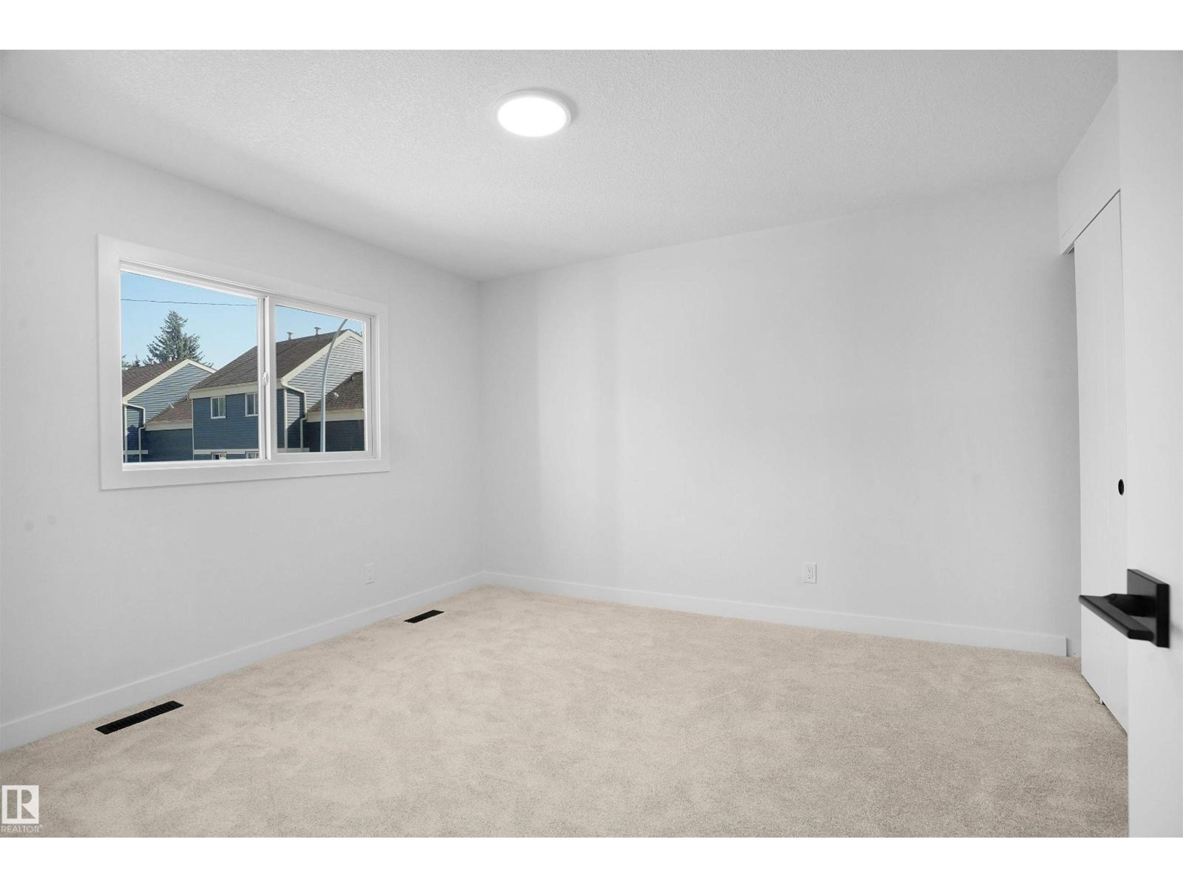 208 MORIN MAZE MZ NW - Image 12