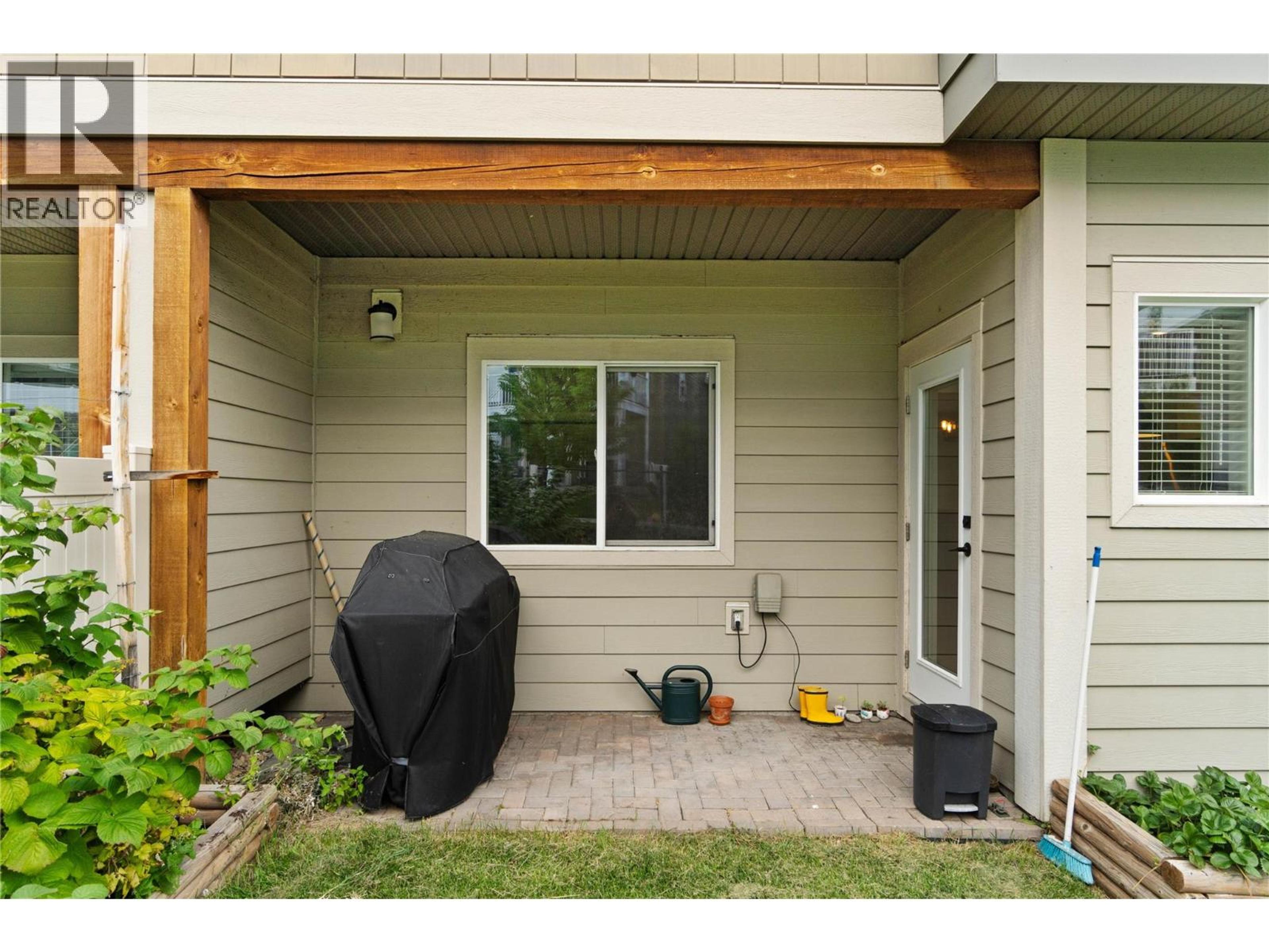 #21 2200 LINFIELD DRIVE - Image 14