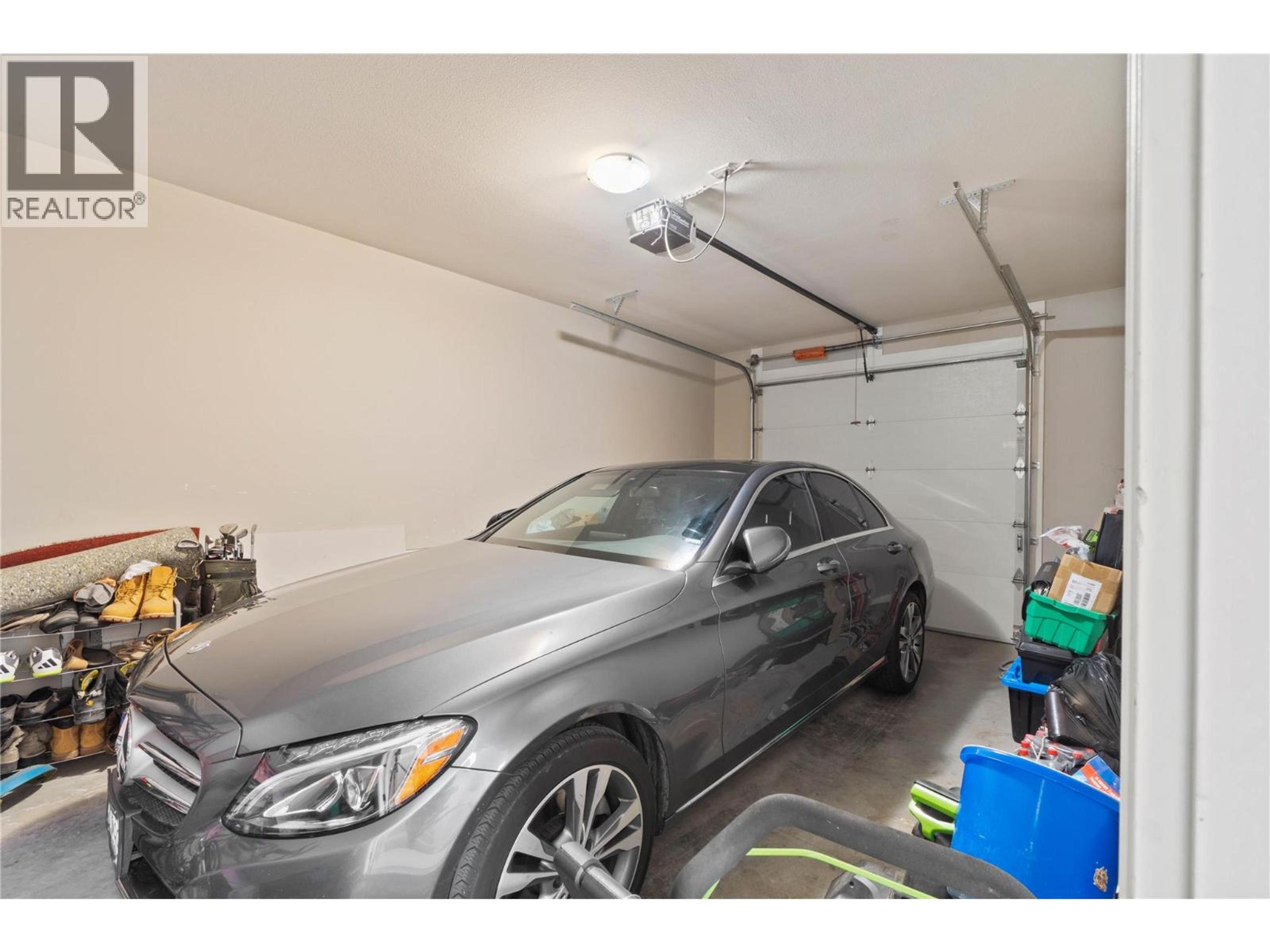 #21 2200 LINFIELD DRIVE - Image 28