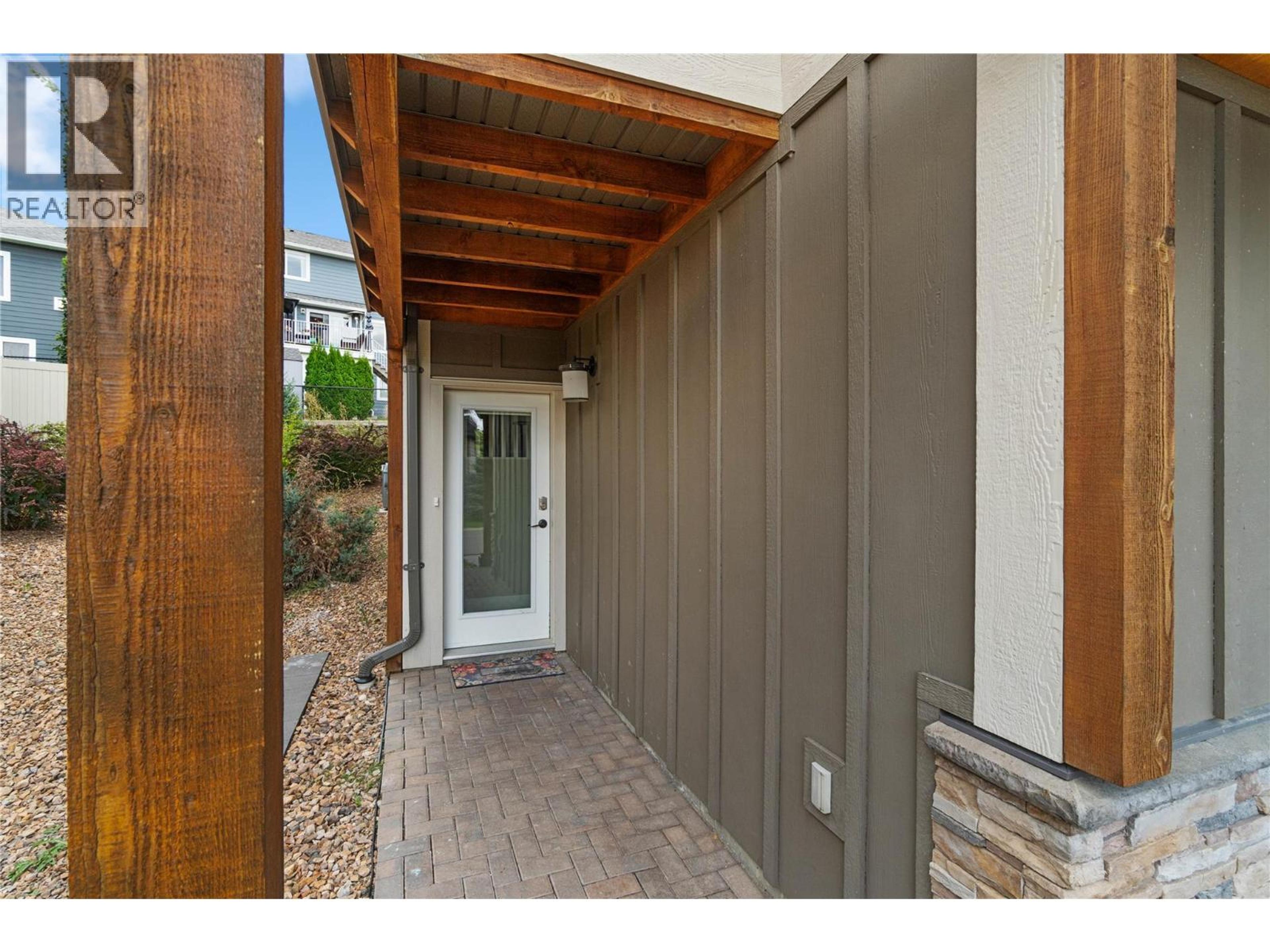 #21 2200 LINFIELD DRIVE - Image 6