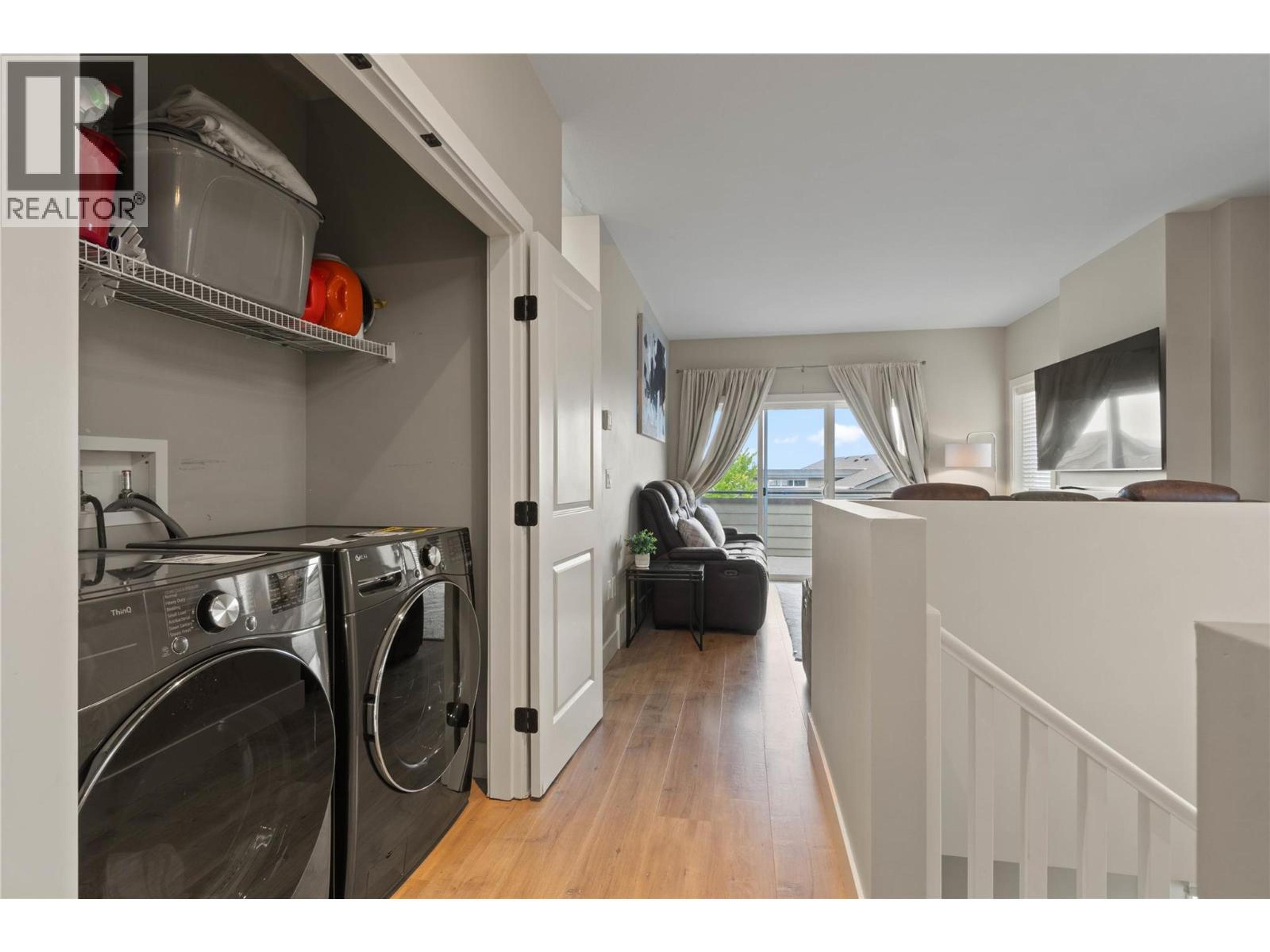 #21 2200 LINFIELD DRIVE - Image 8
