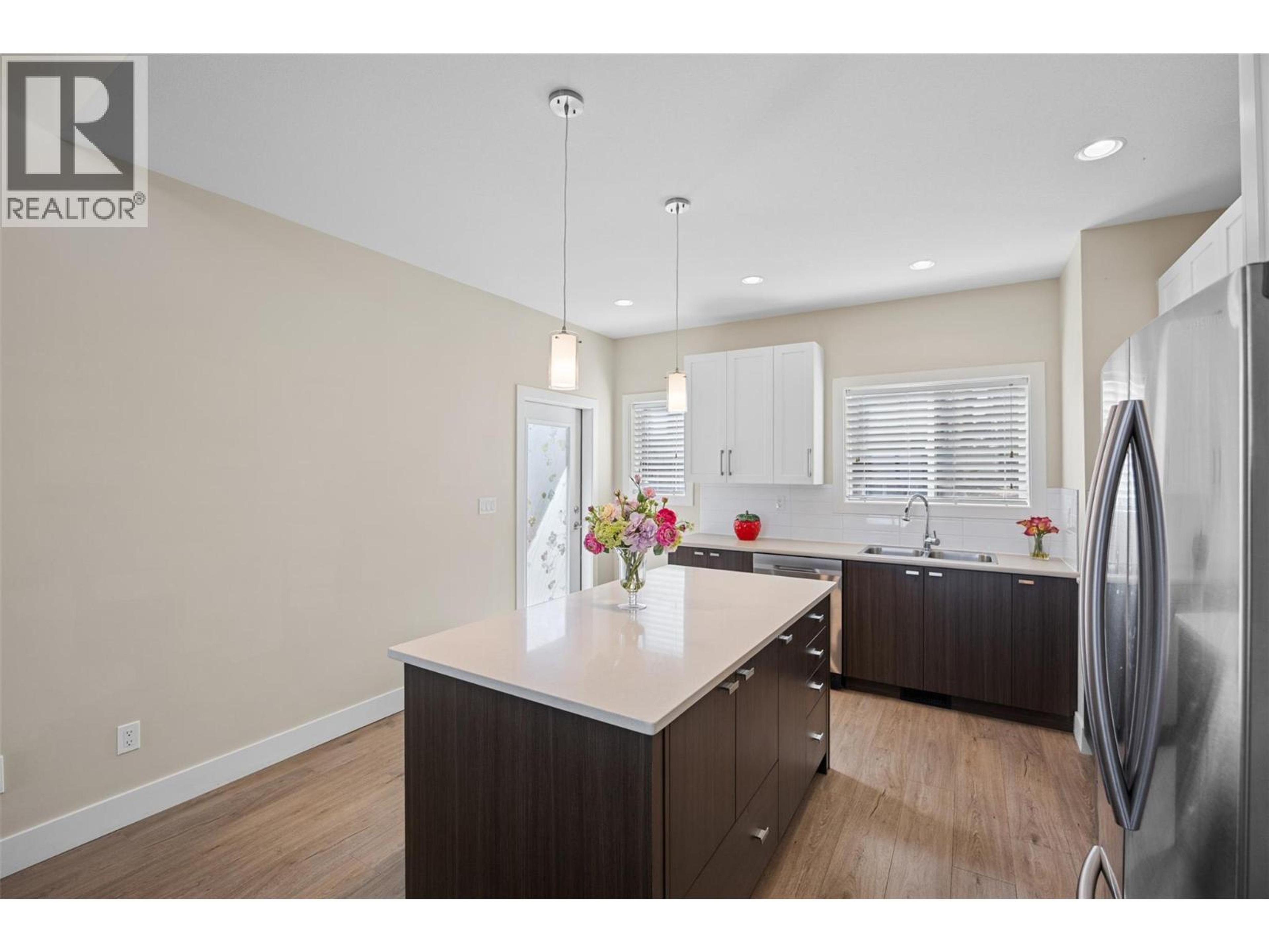 #33 2200 LINFIELD DRIVE - Image 10