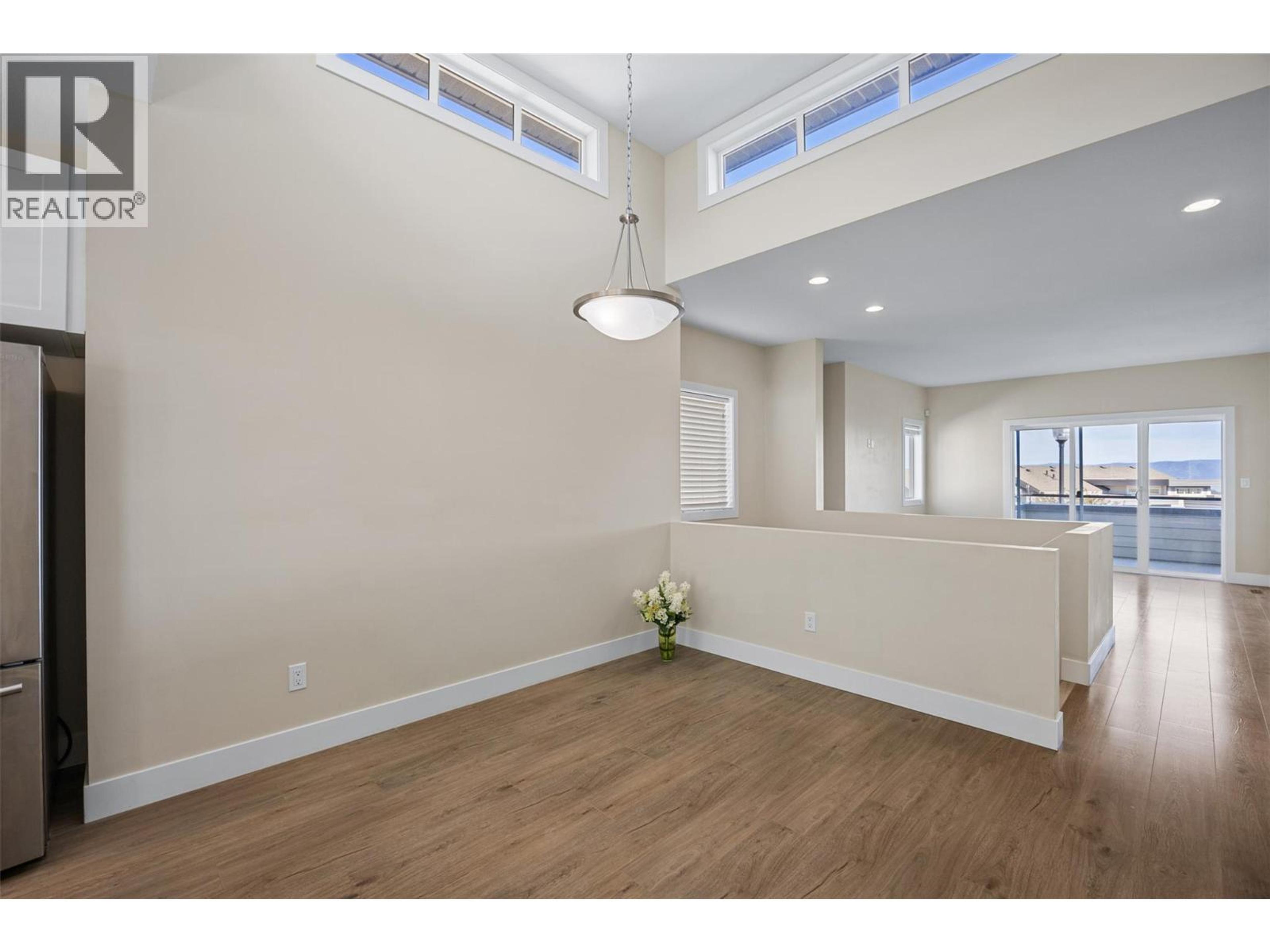 #33 2200 LINFIELD DRIVE - Image 13