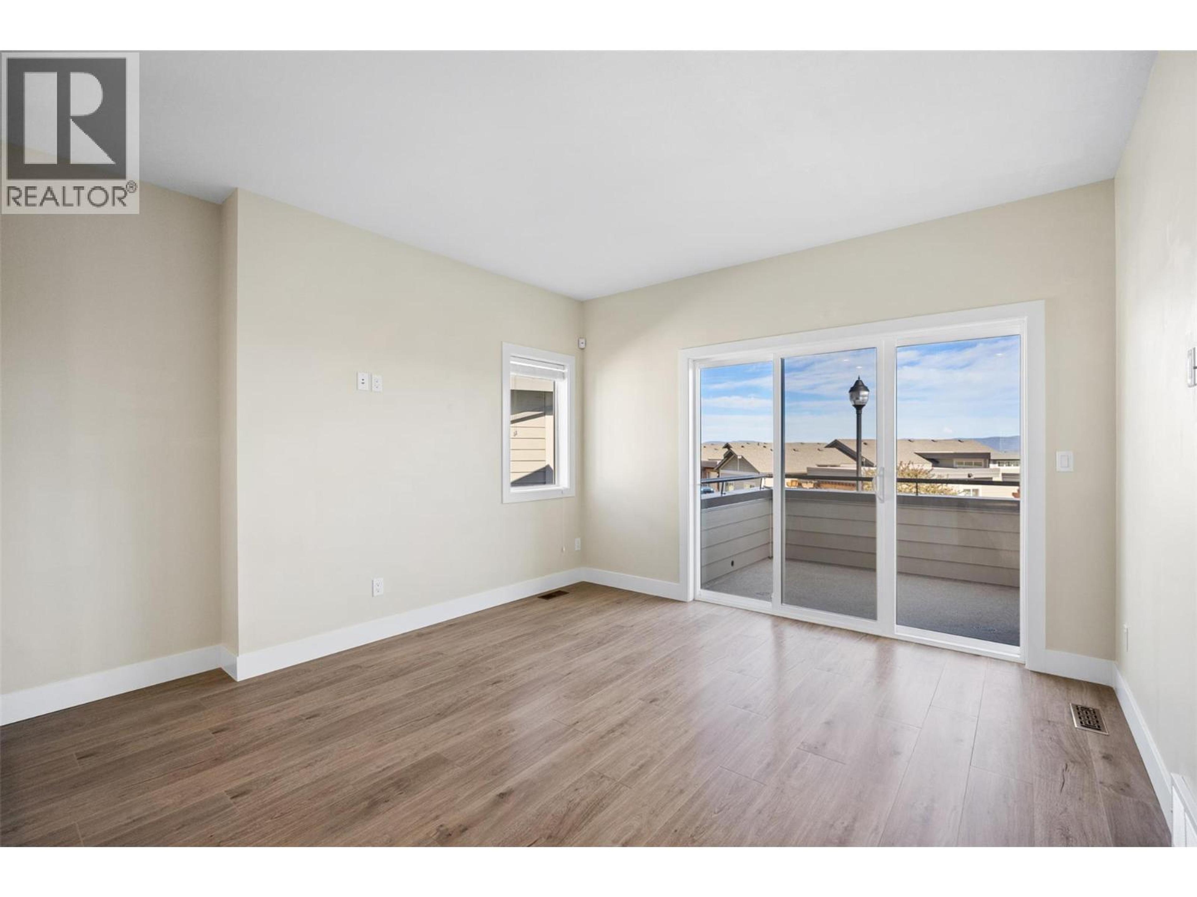 #33 2200 LINFIELD DRIVE - Image 21