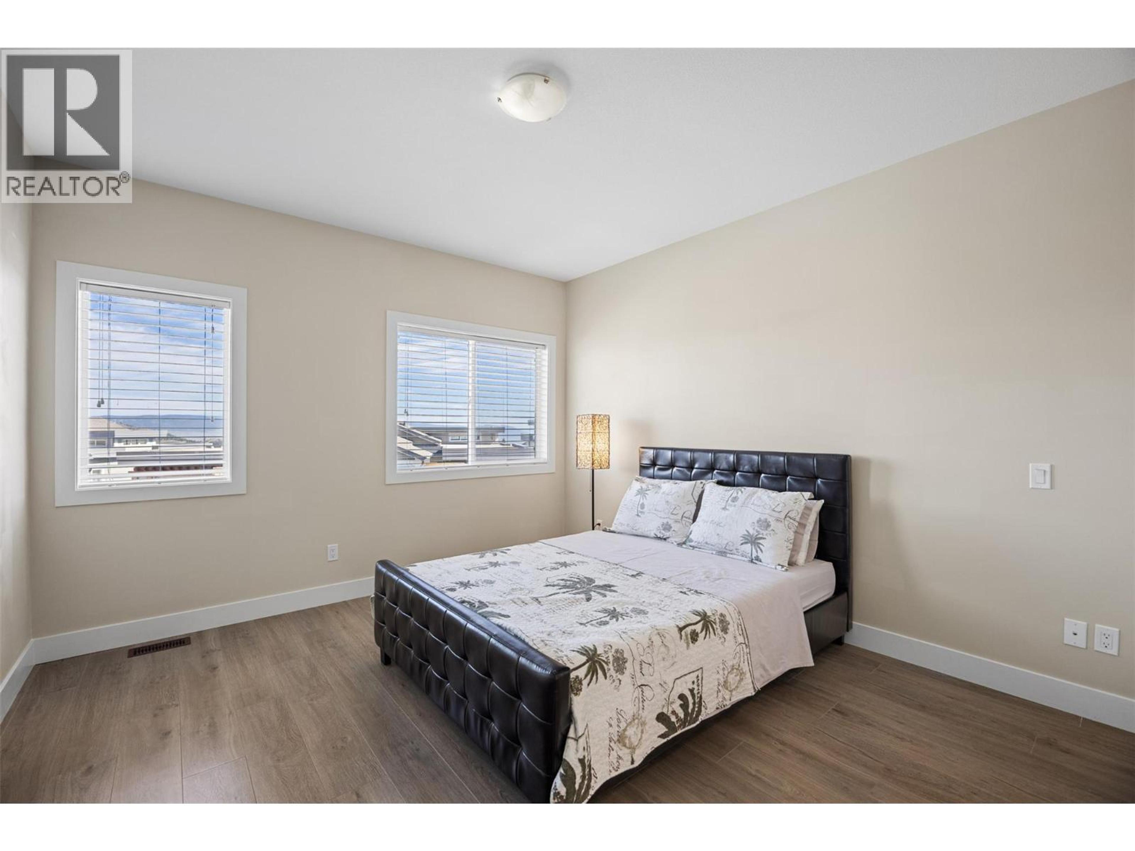 #33 2200 LINFIELD DRIVE - Image 23