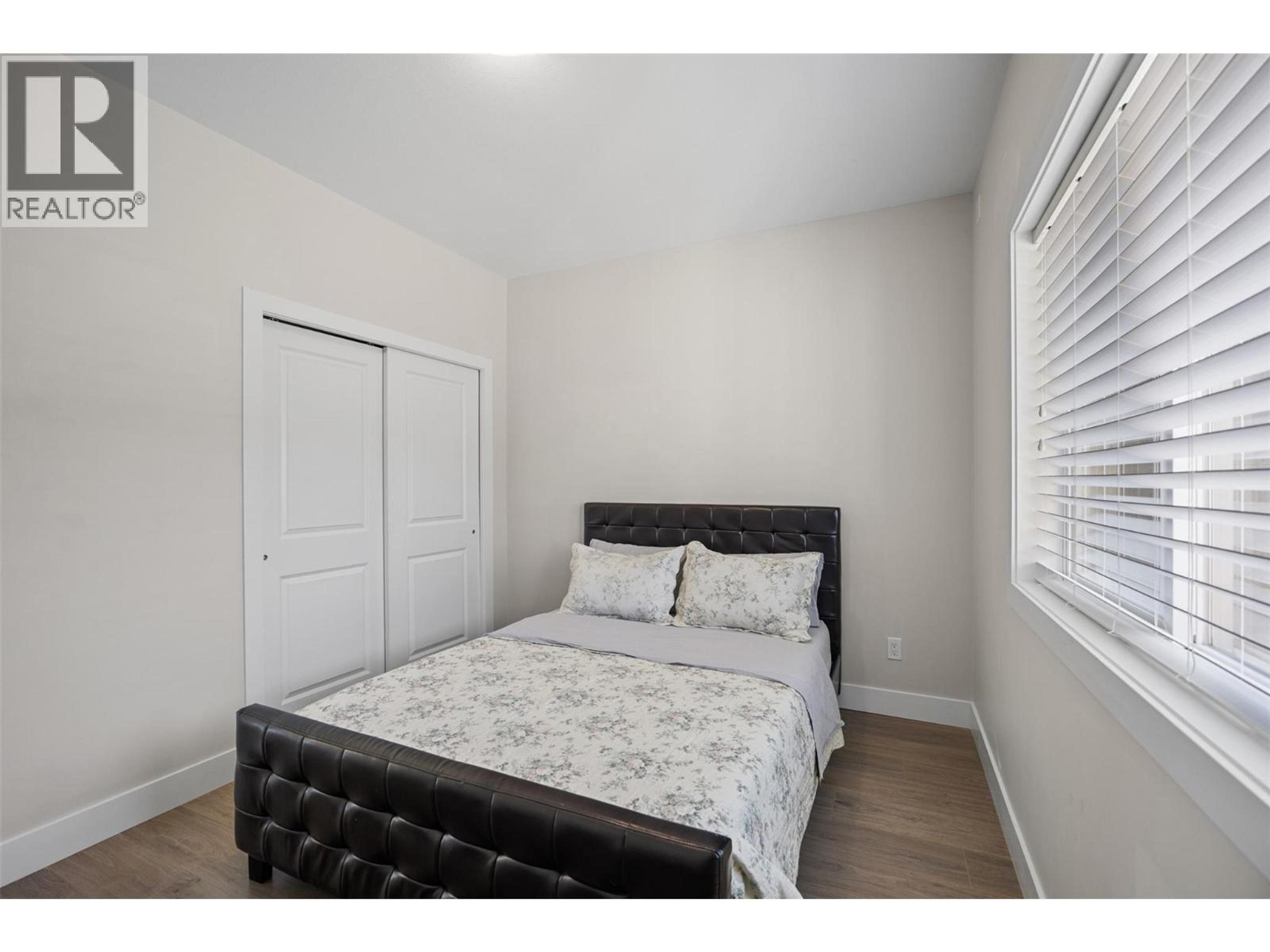 #33 2200 LINFIELD DRIVE - Image 29