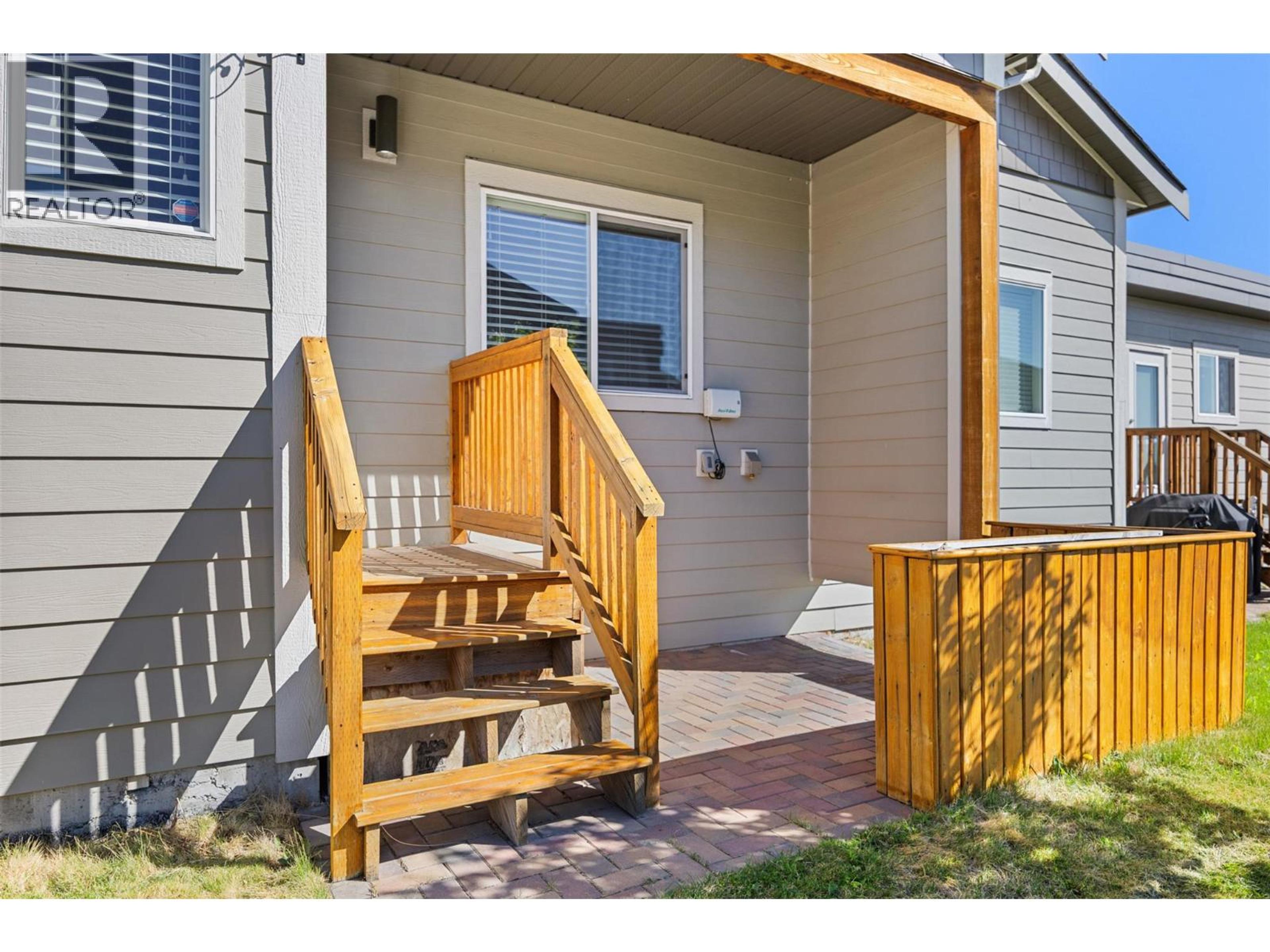 #33 2200 LINFIELD DRIVE - Image 39