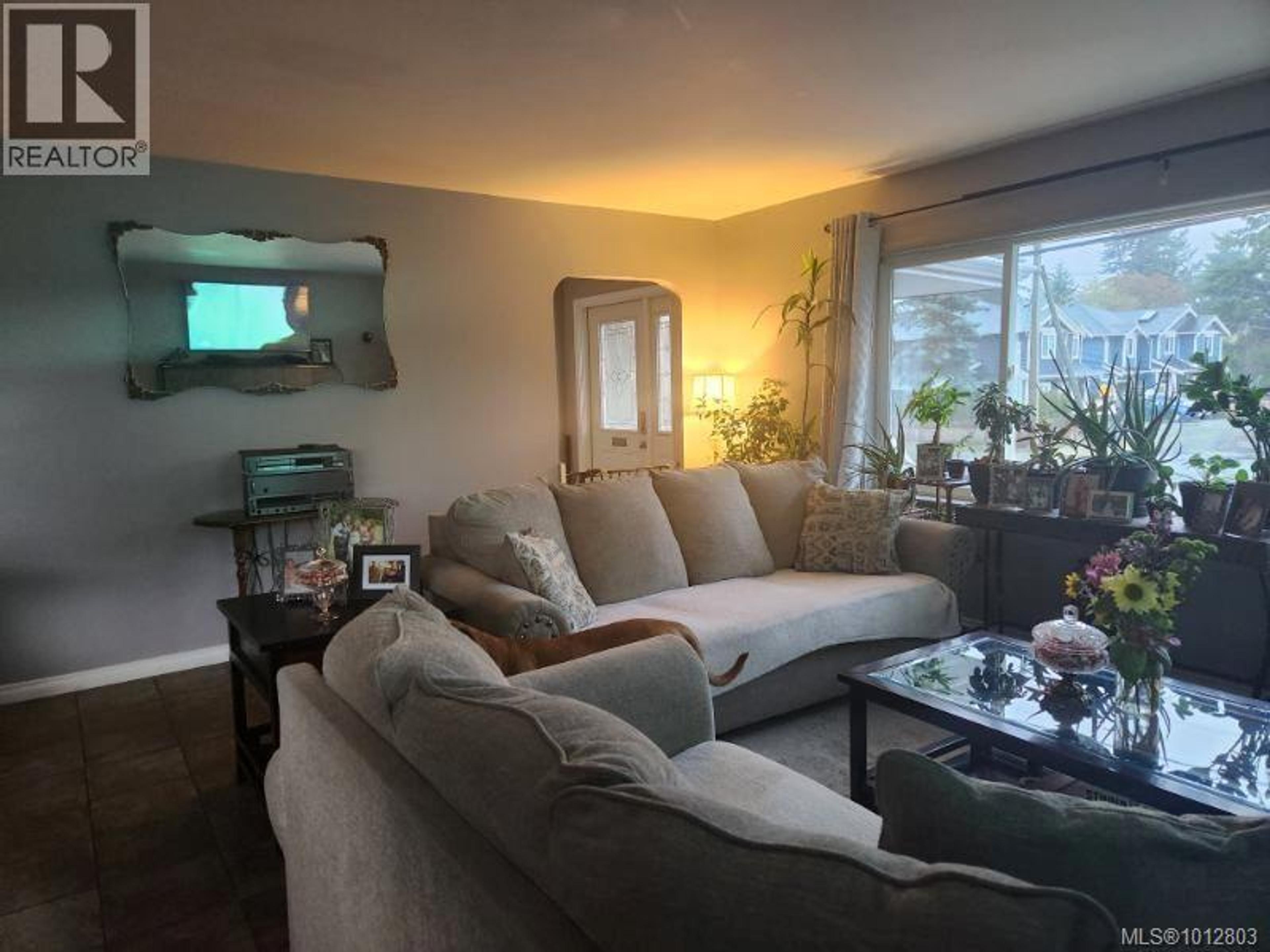 2104 NORTHFIELD RD - Image 23