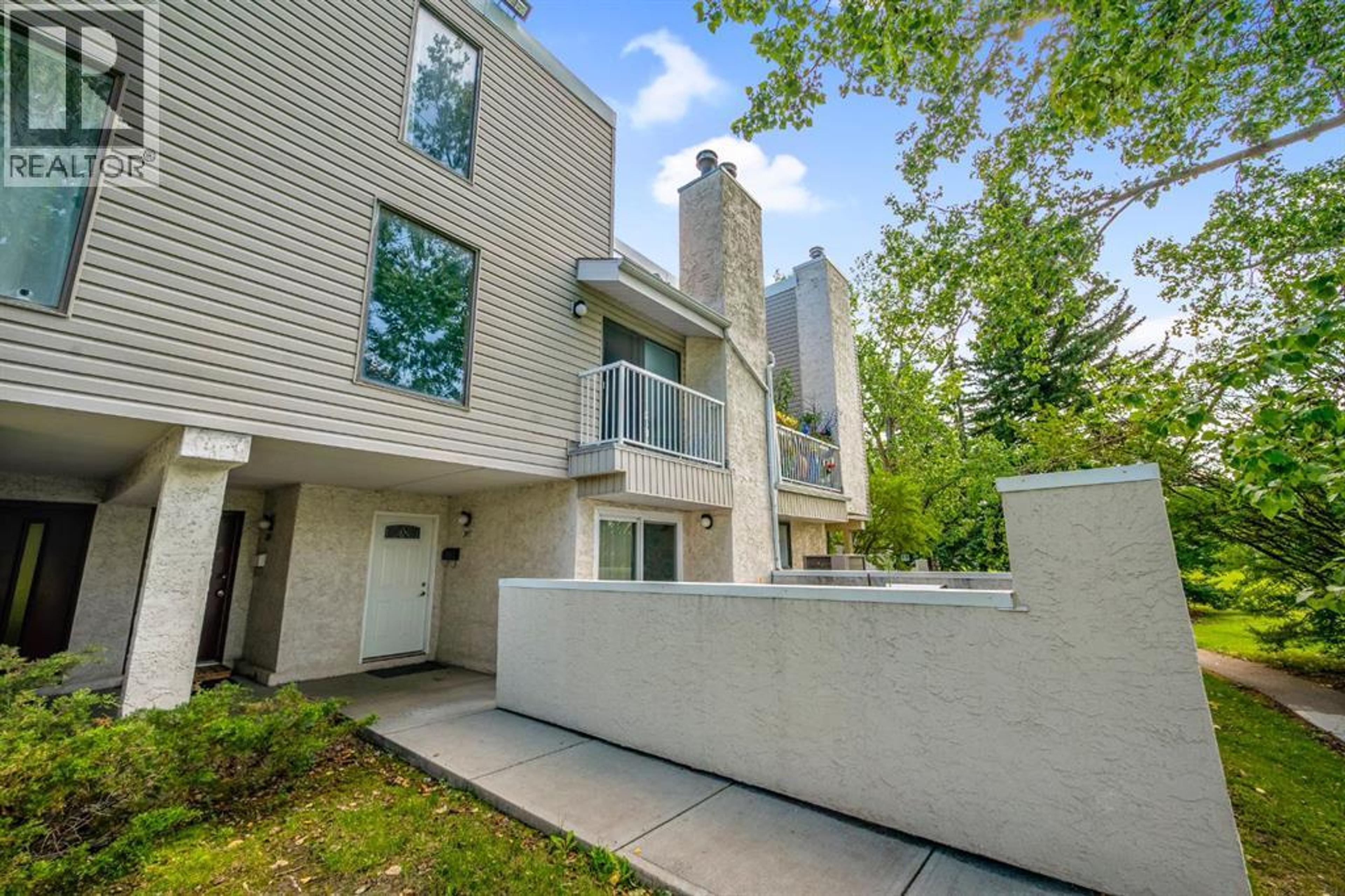 2417, 3500 VARSITY DRIVE NW - Image 3