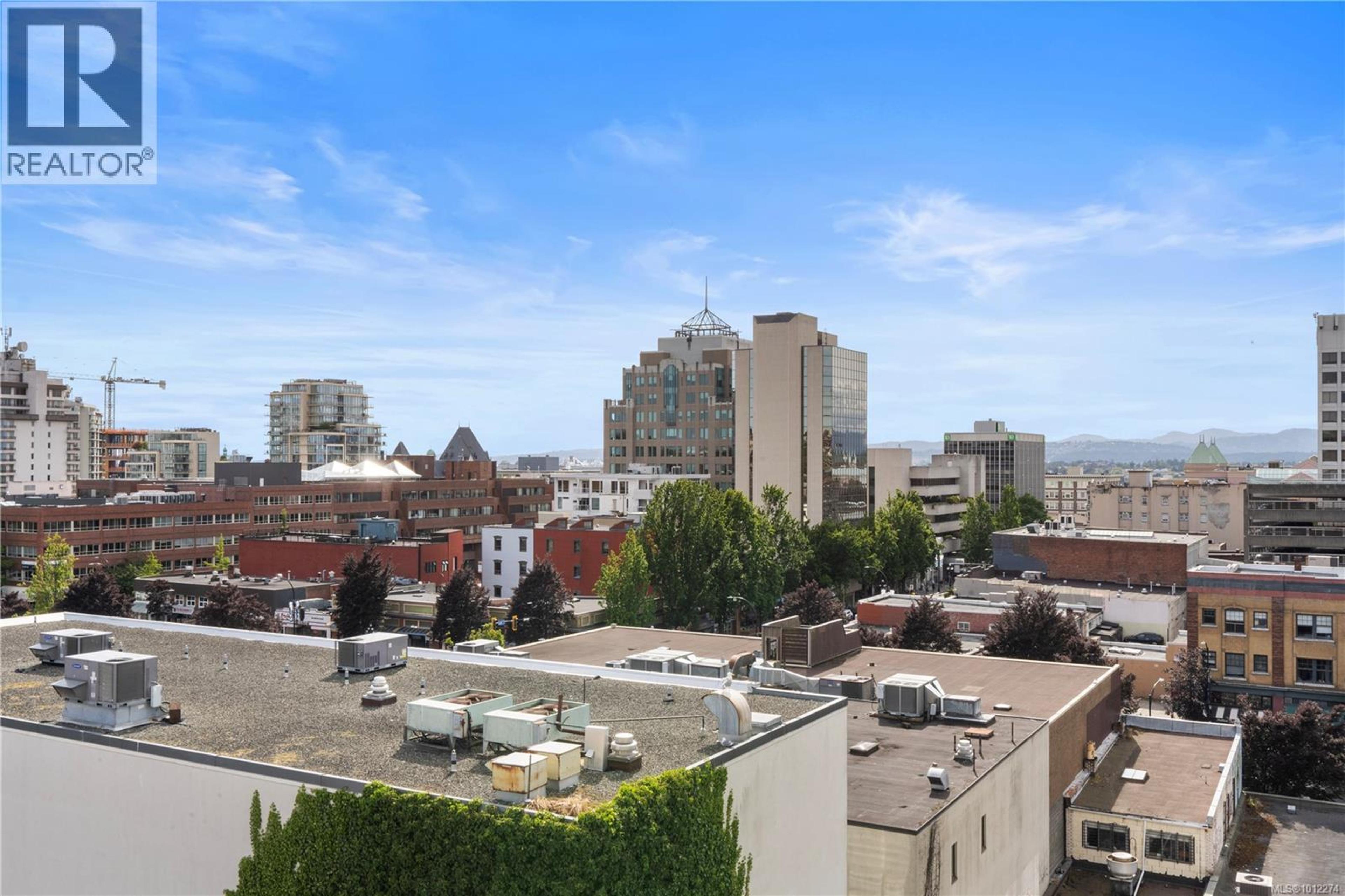 #910 835 VIEW ST - Image 11