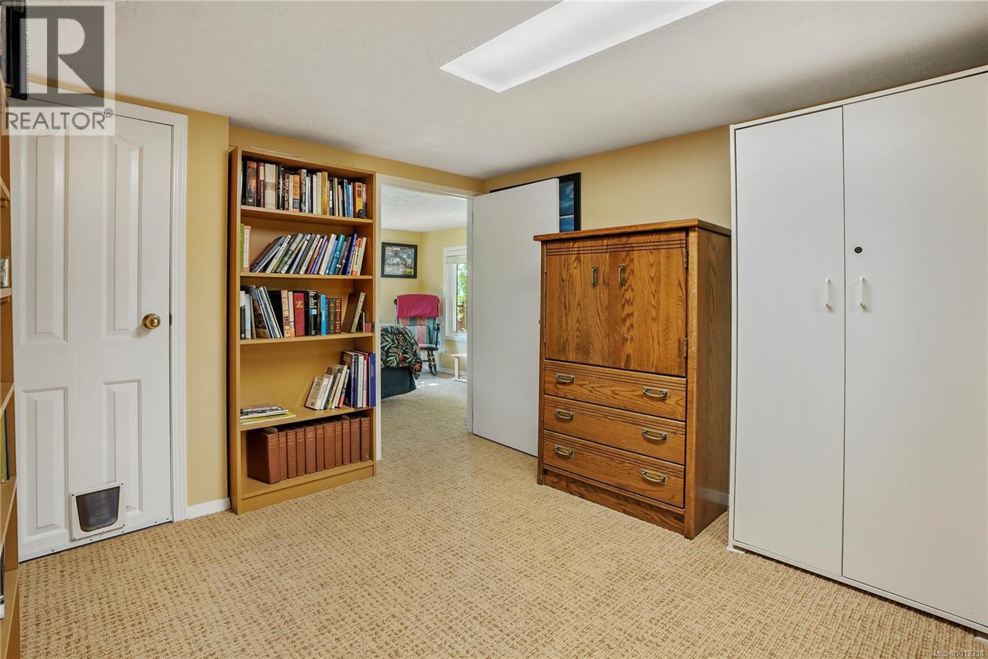 2808 WYNDEATT AVE - Image 16