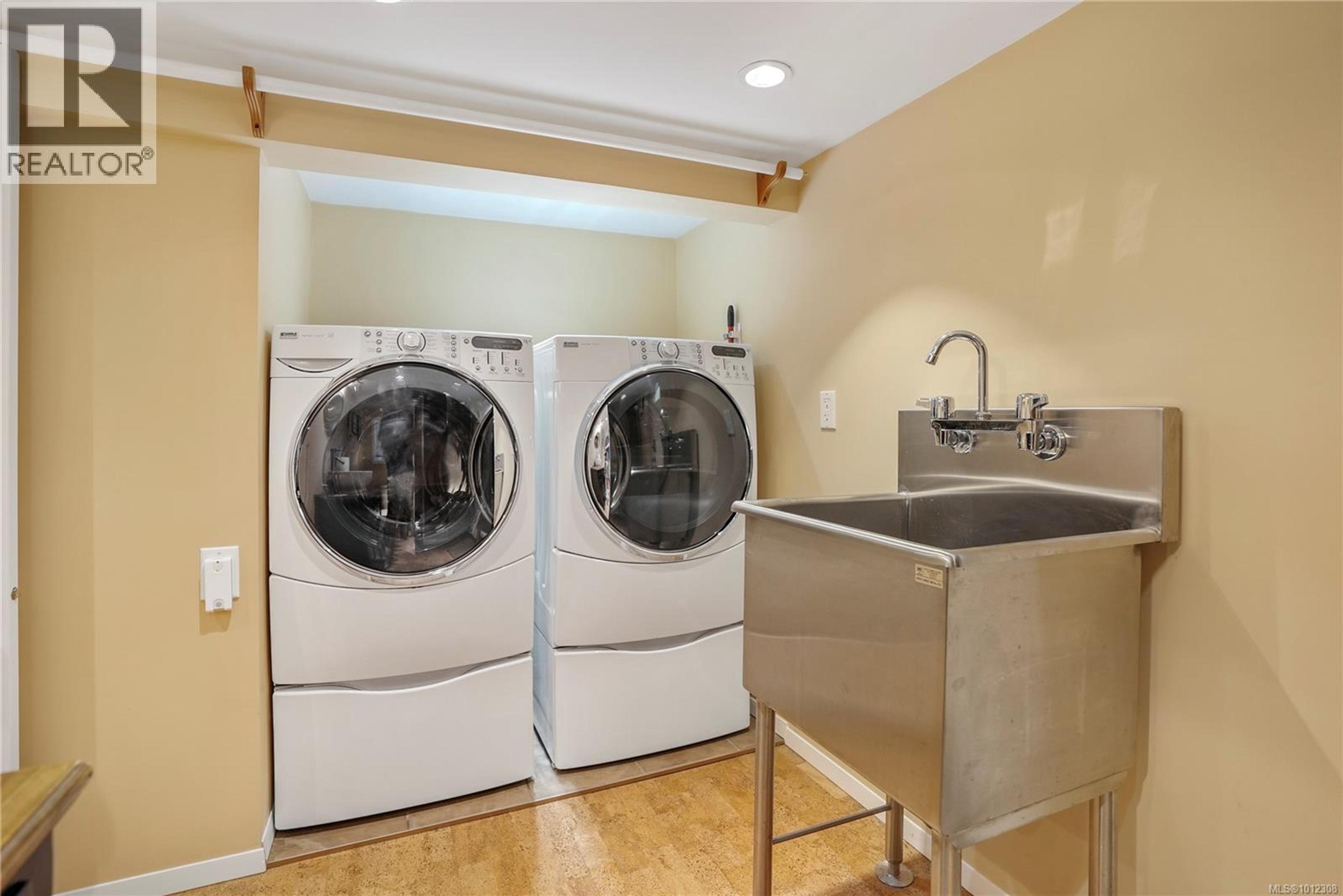 2808 WYNDEATT AVE - Image 18