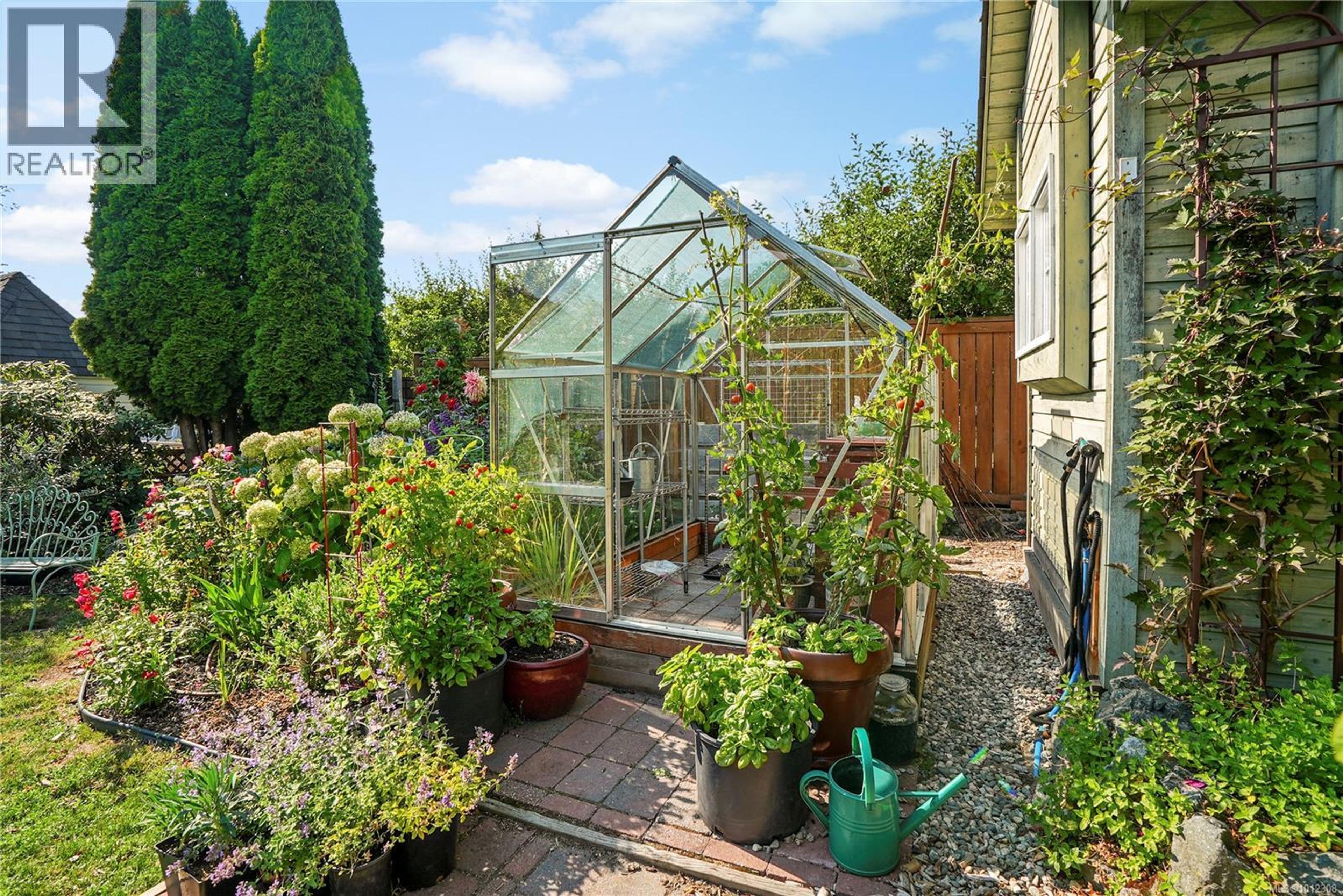 2808 WYNDEATT AVE - Image 24