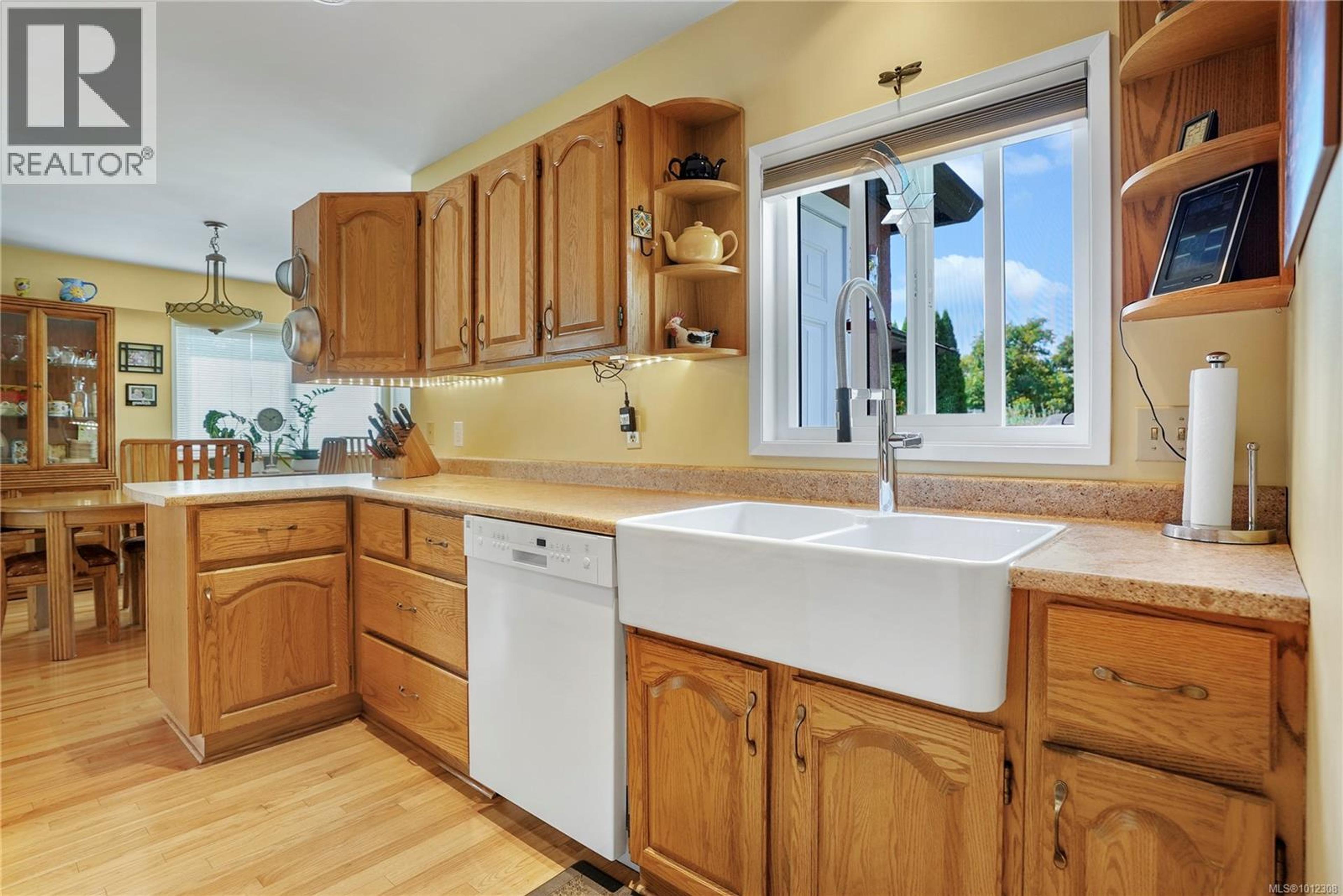2808 WYNDEATT AVE - Image 5