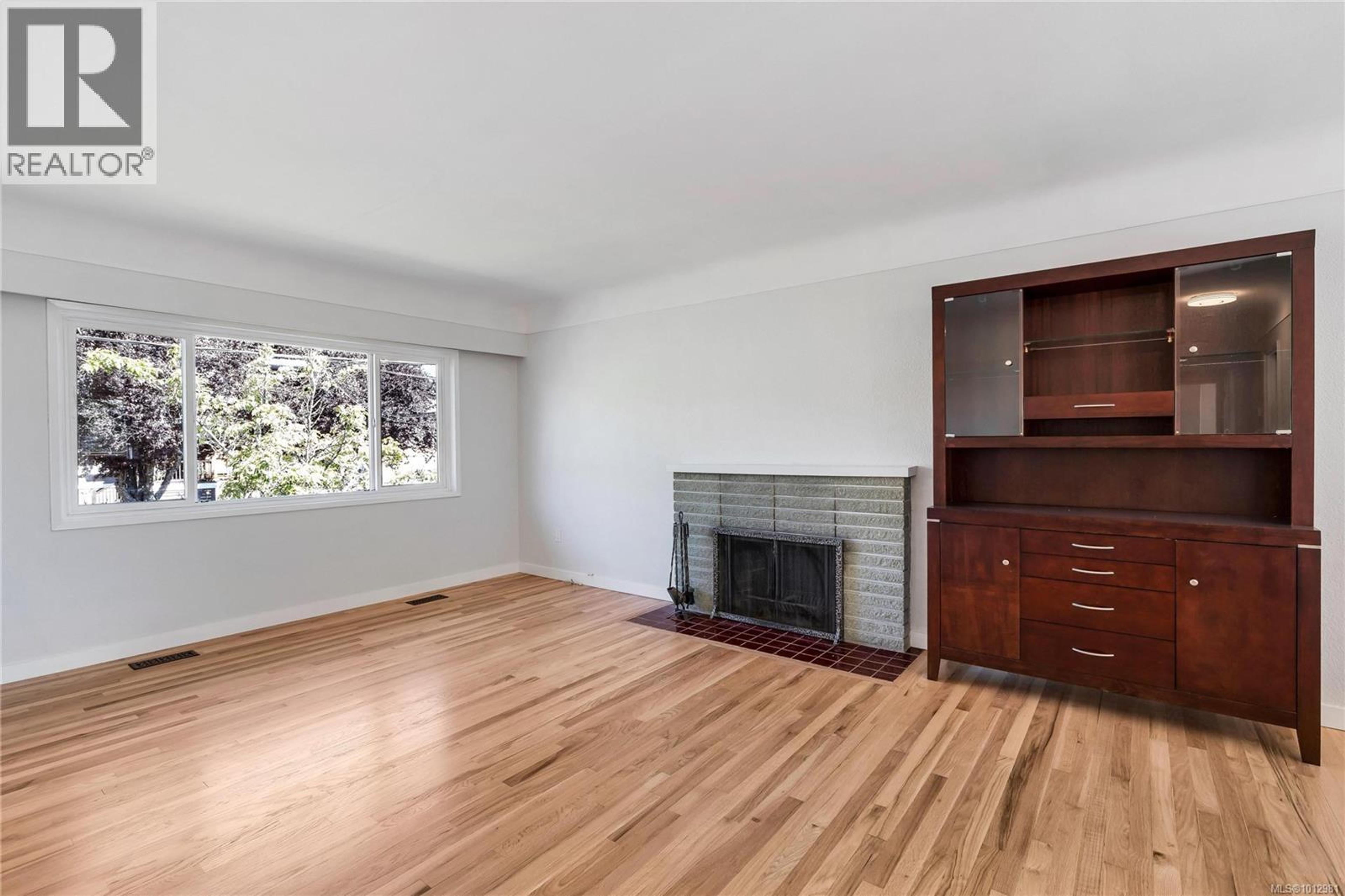 1431 EDGEWARE RD - Image 5