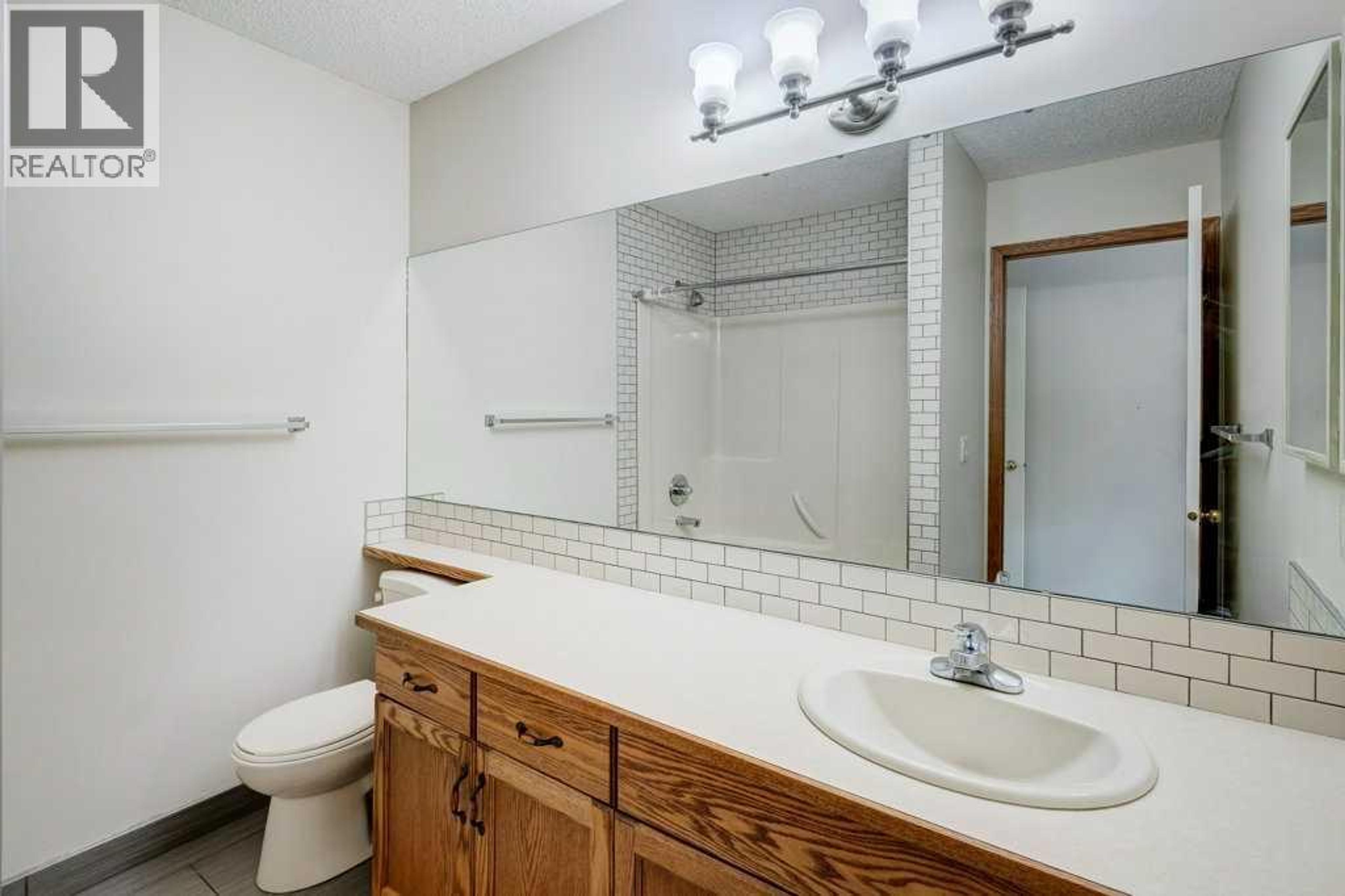 59 EDGERIDGE TERRACE NW - Image 16