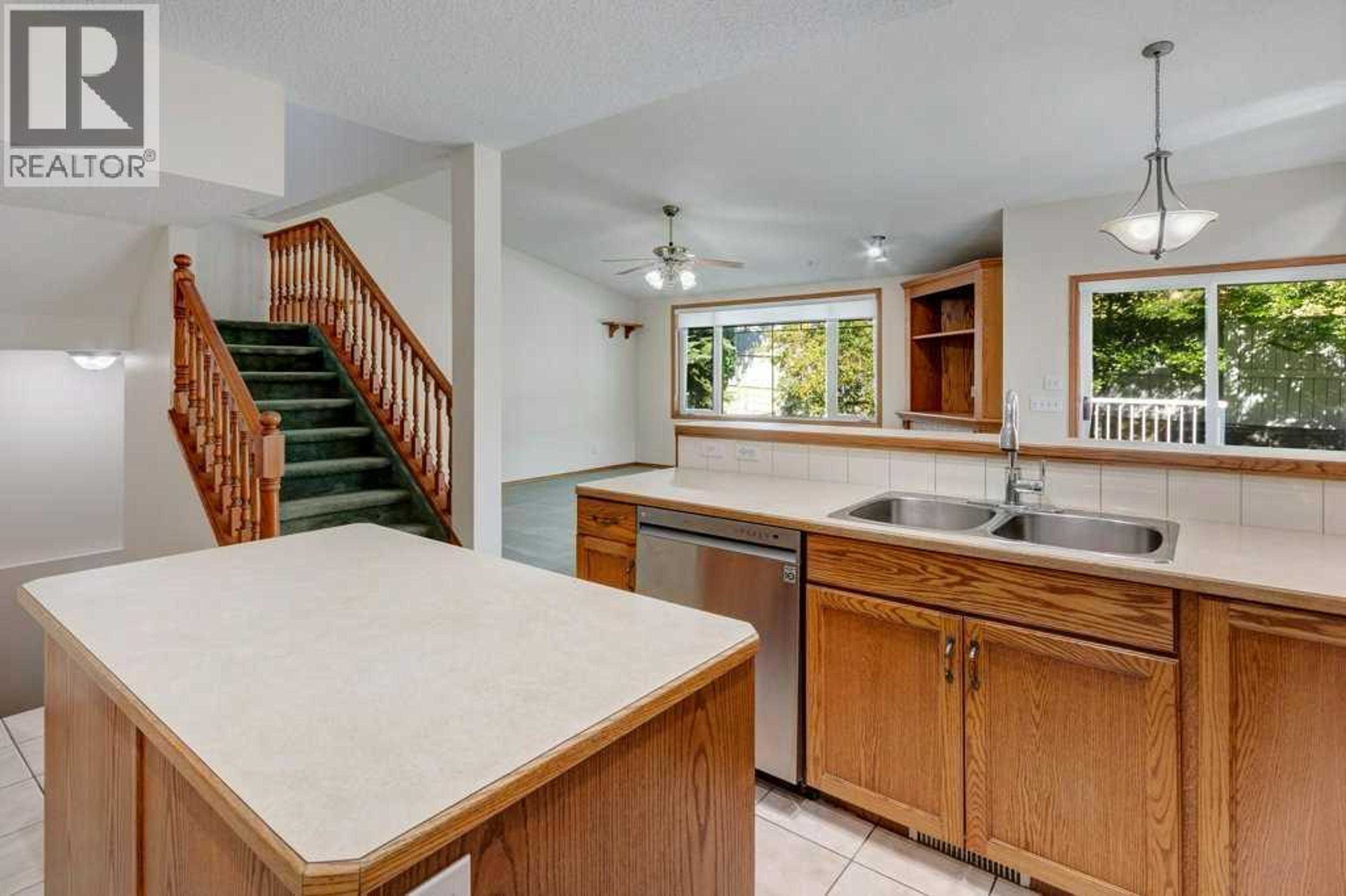 59 EDGERIDGE TERRACE NW - Image 7