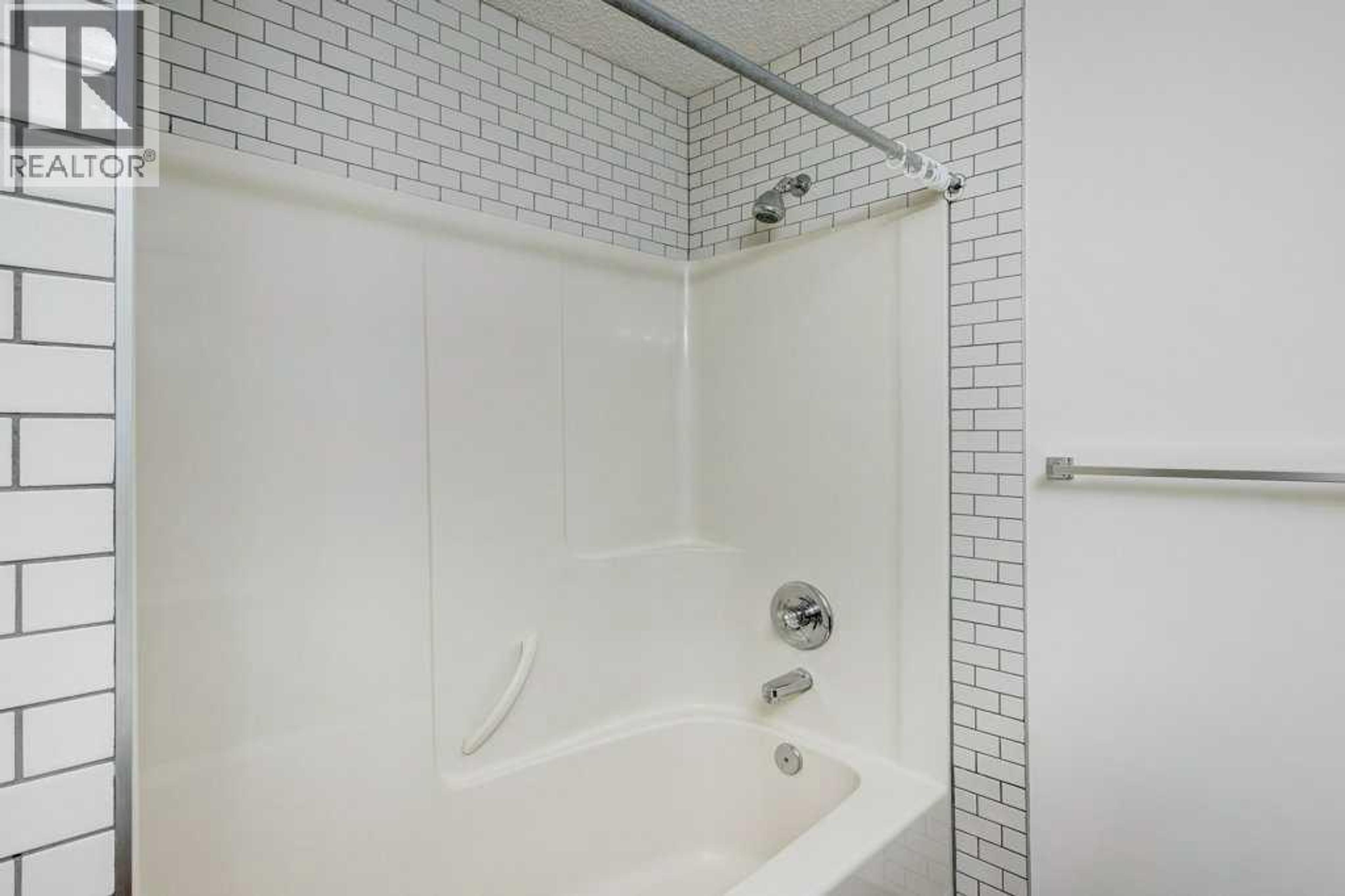 59 EDGERIDGE TERRACE NW - Image 17