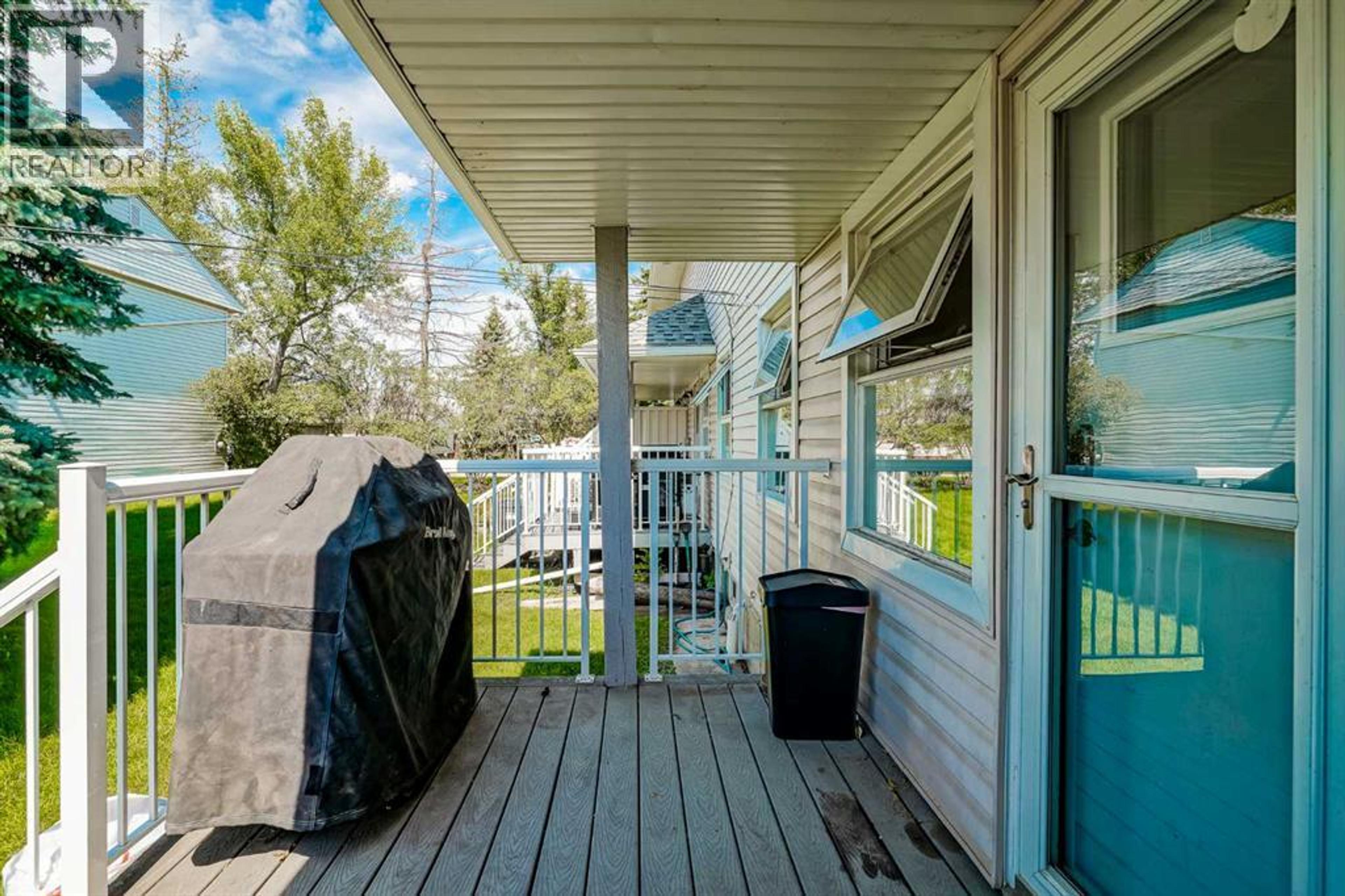 3317 6 STREET NE - Image 34