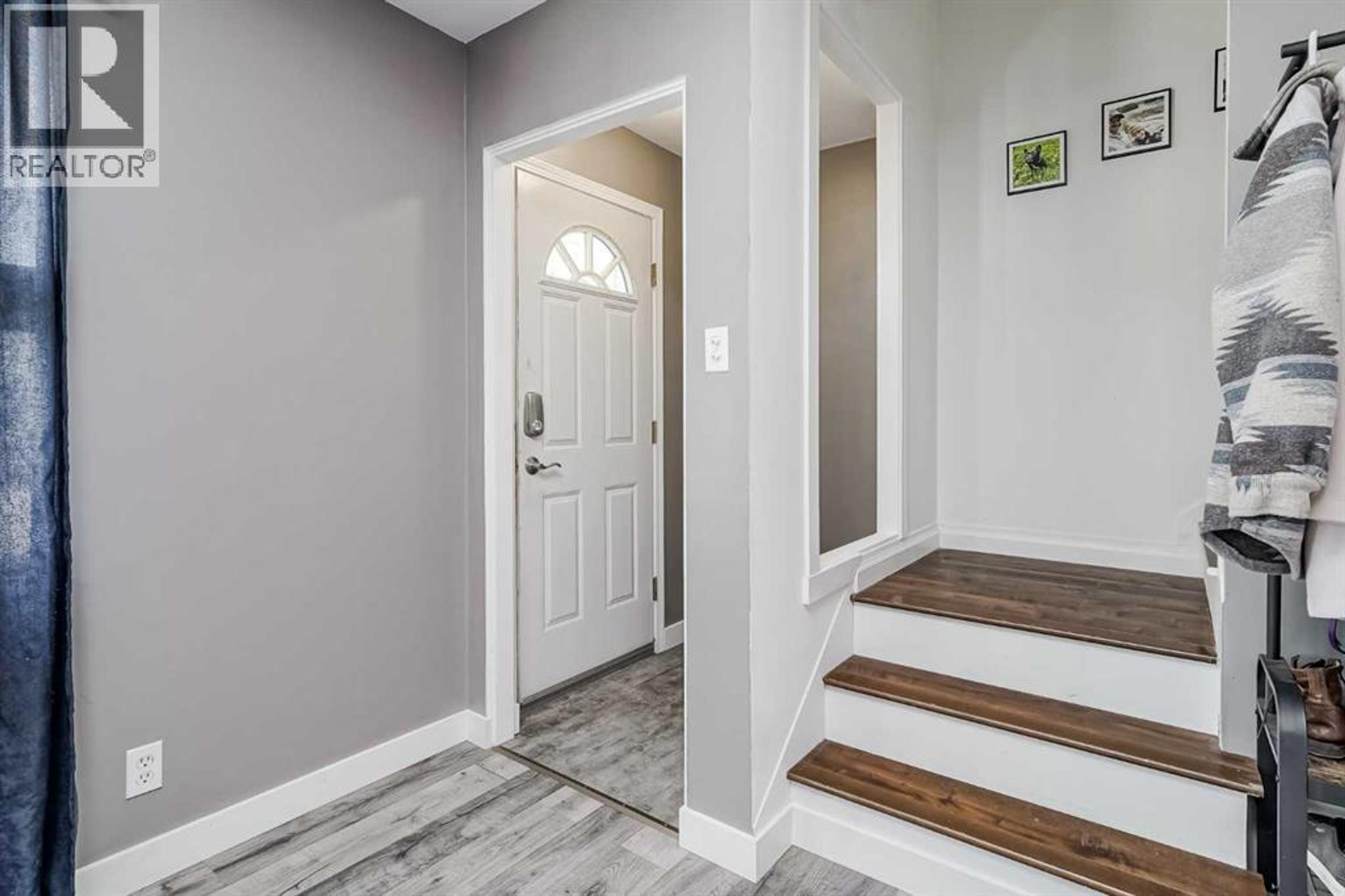 3317 6 STREET NE - Image 4