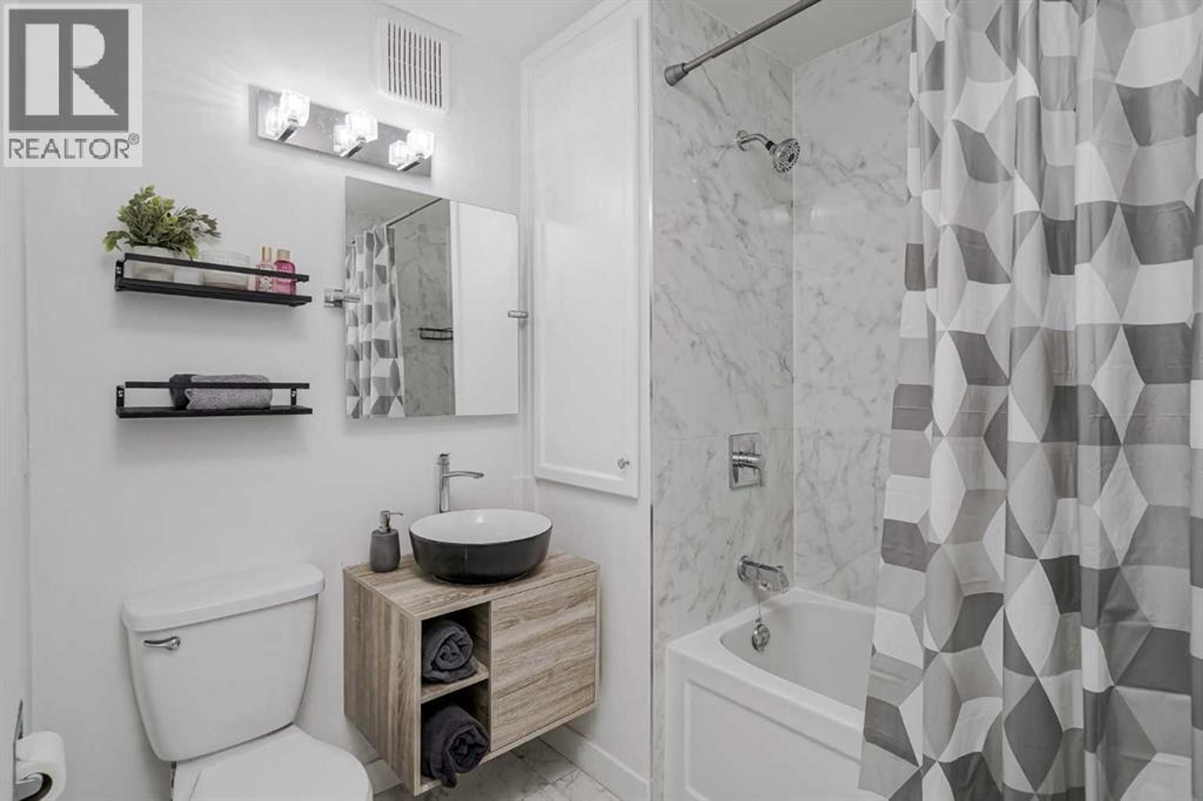 3317 6 STREET NE - Image 24