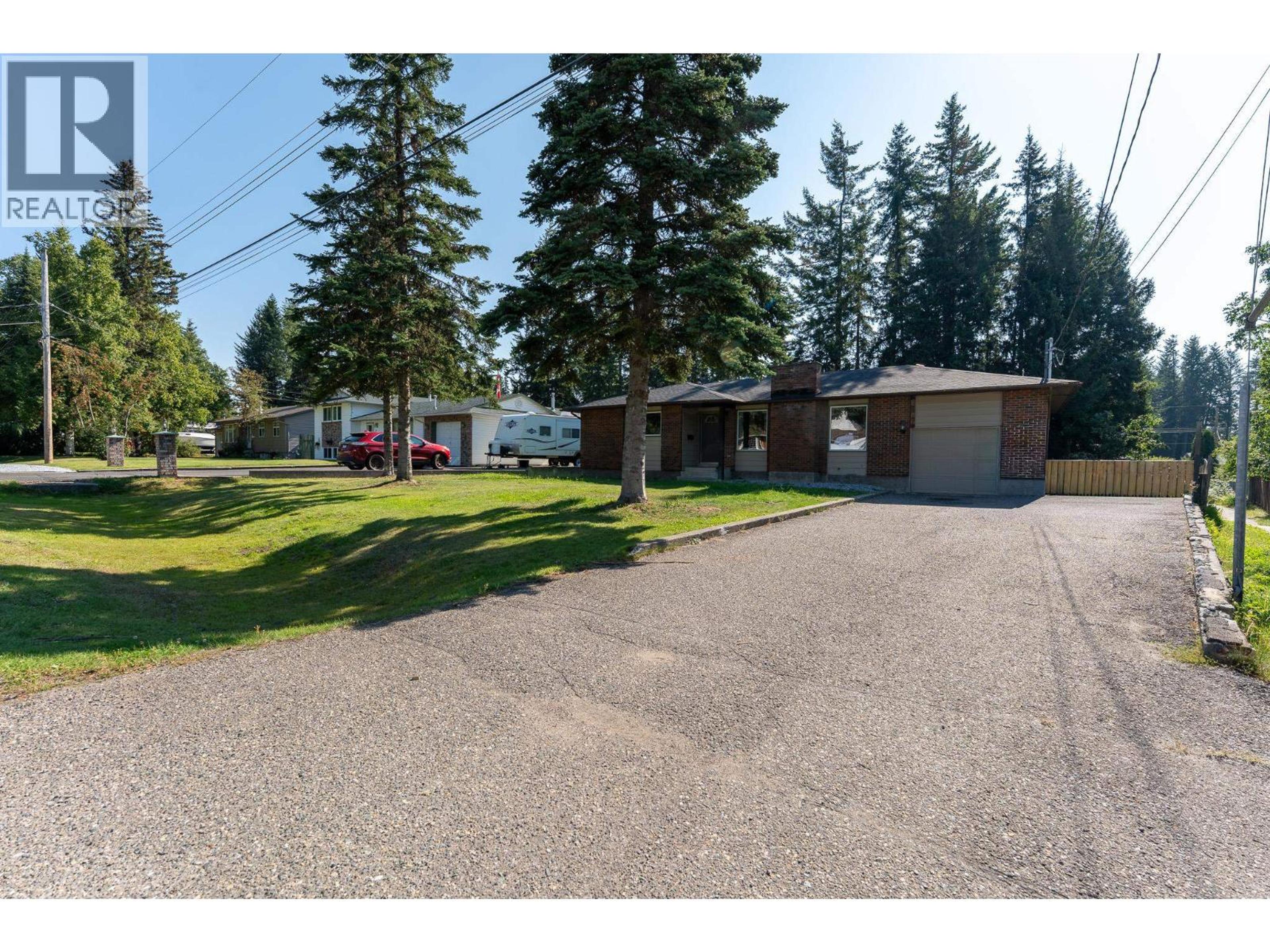 2886 LANGLEY CRESCENT - Image 3