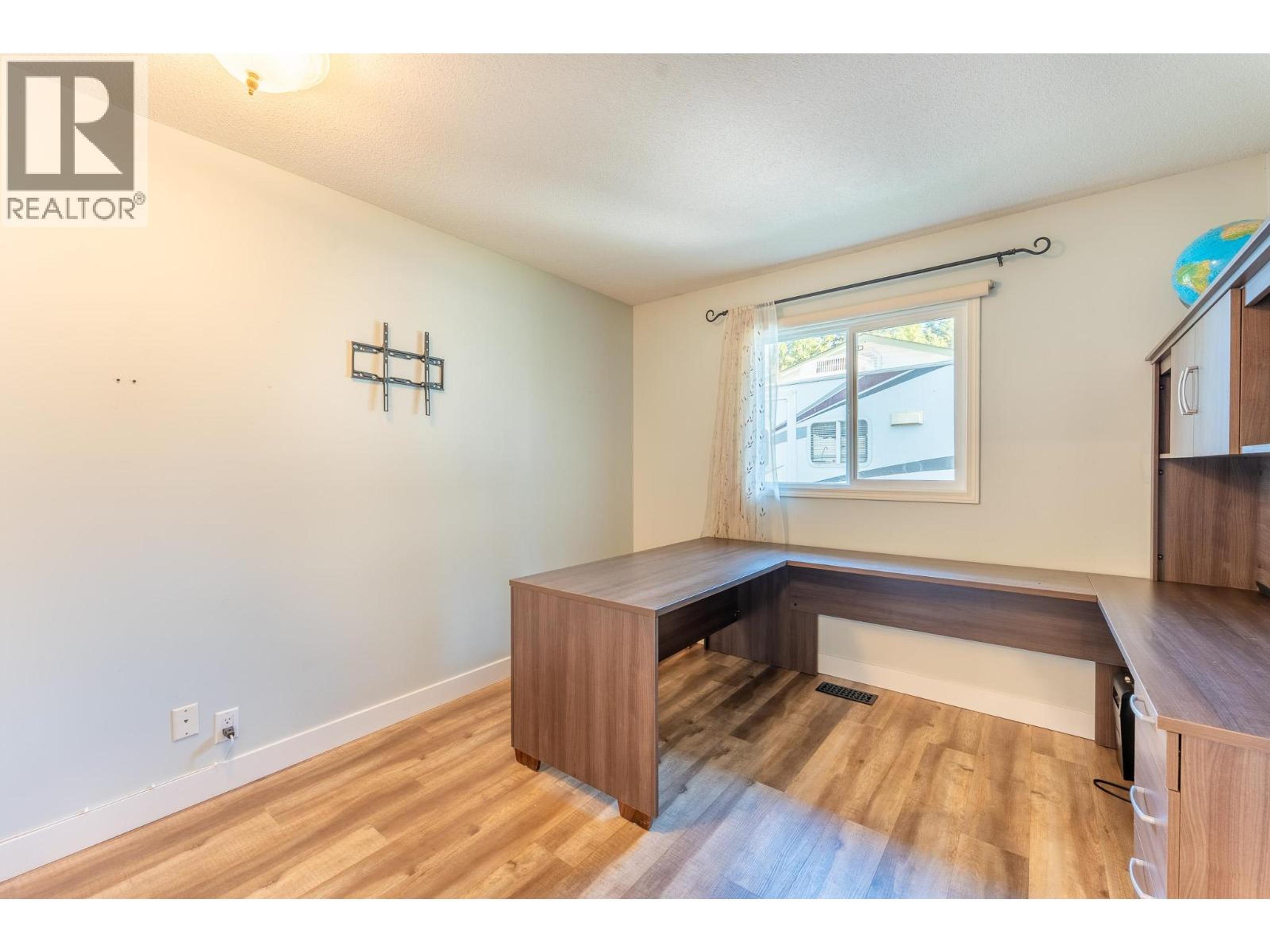 2886 LANGLEY CRESCENT - Image 11