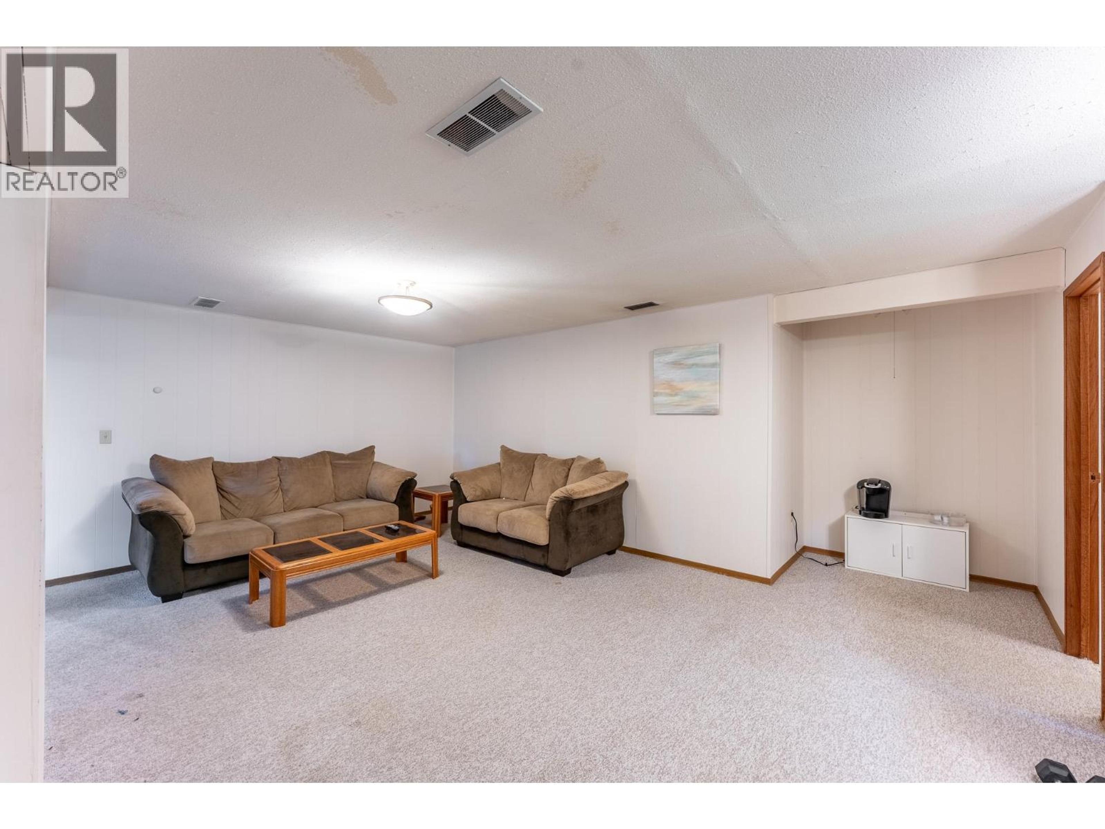 2886 LANGLEY CRESCENT - Image 18
