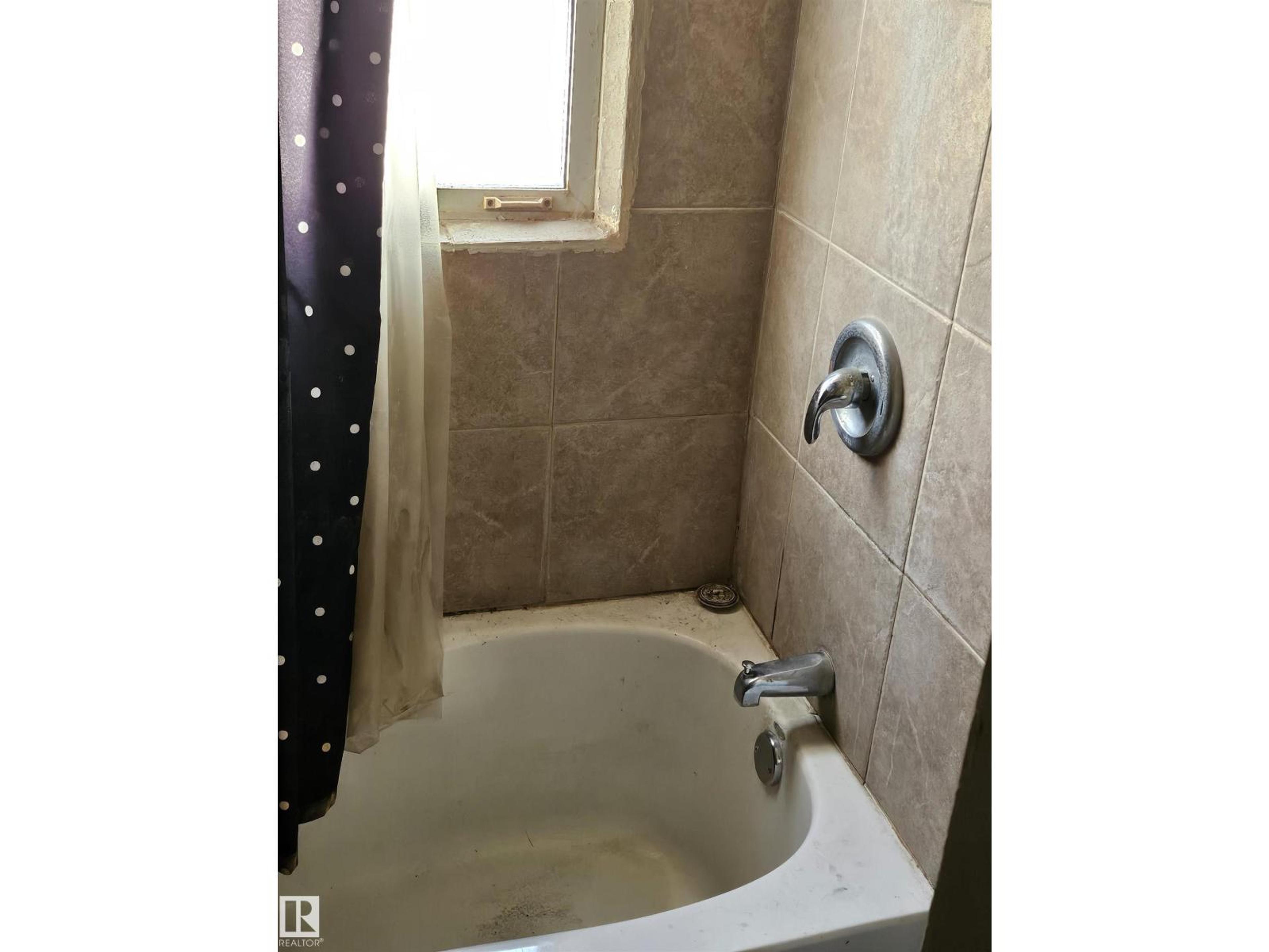 [private address] - Image 5