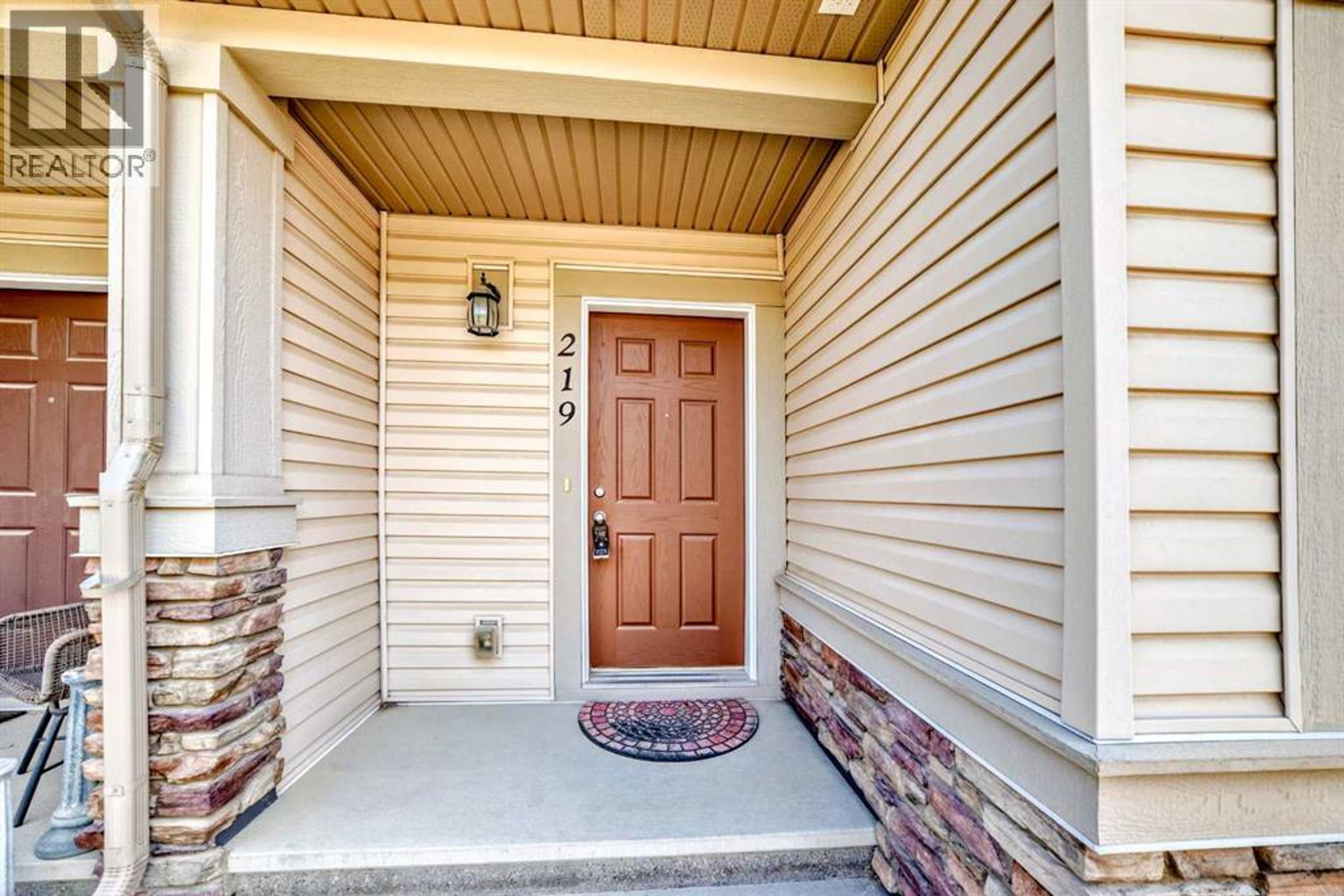 219 SUNSET POINT - Image 39