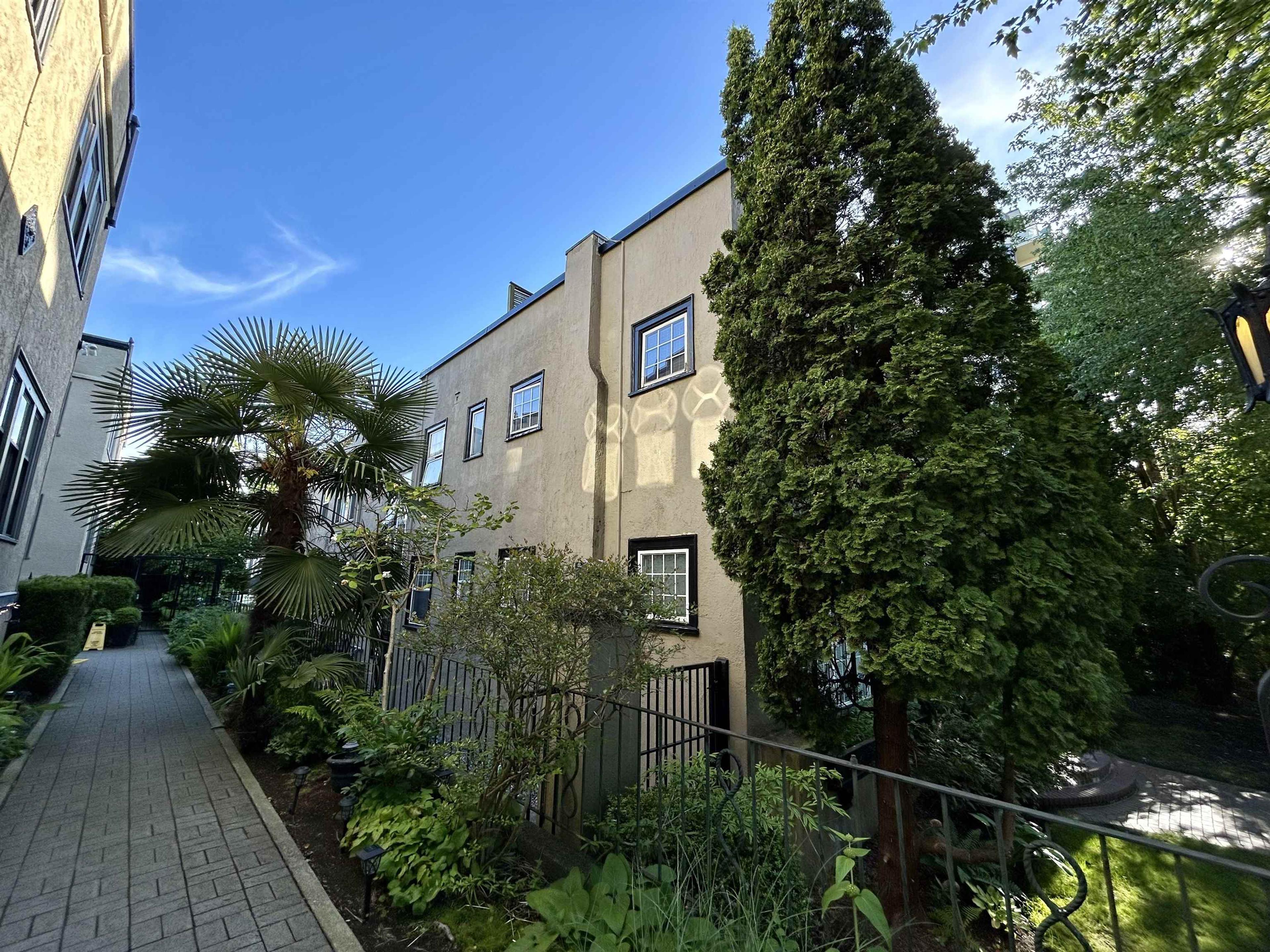 1546 W 12TH AVENUE - Image 2