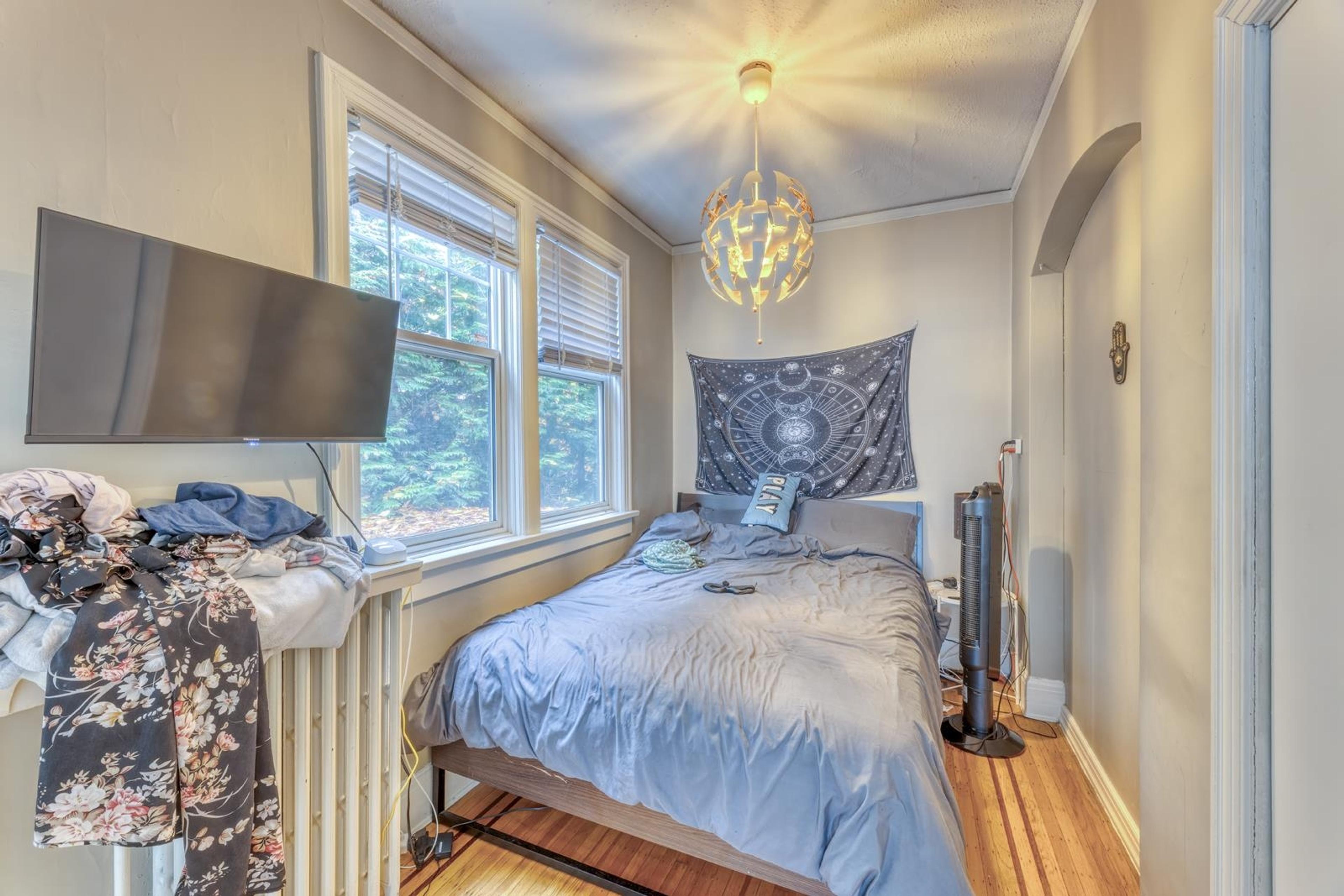 1546 W 12TH AVENUE - Image 18