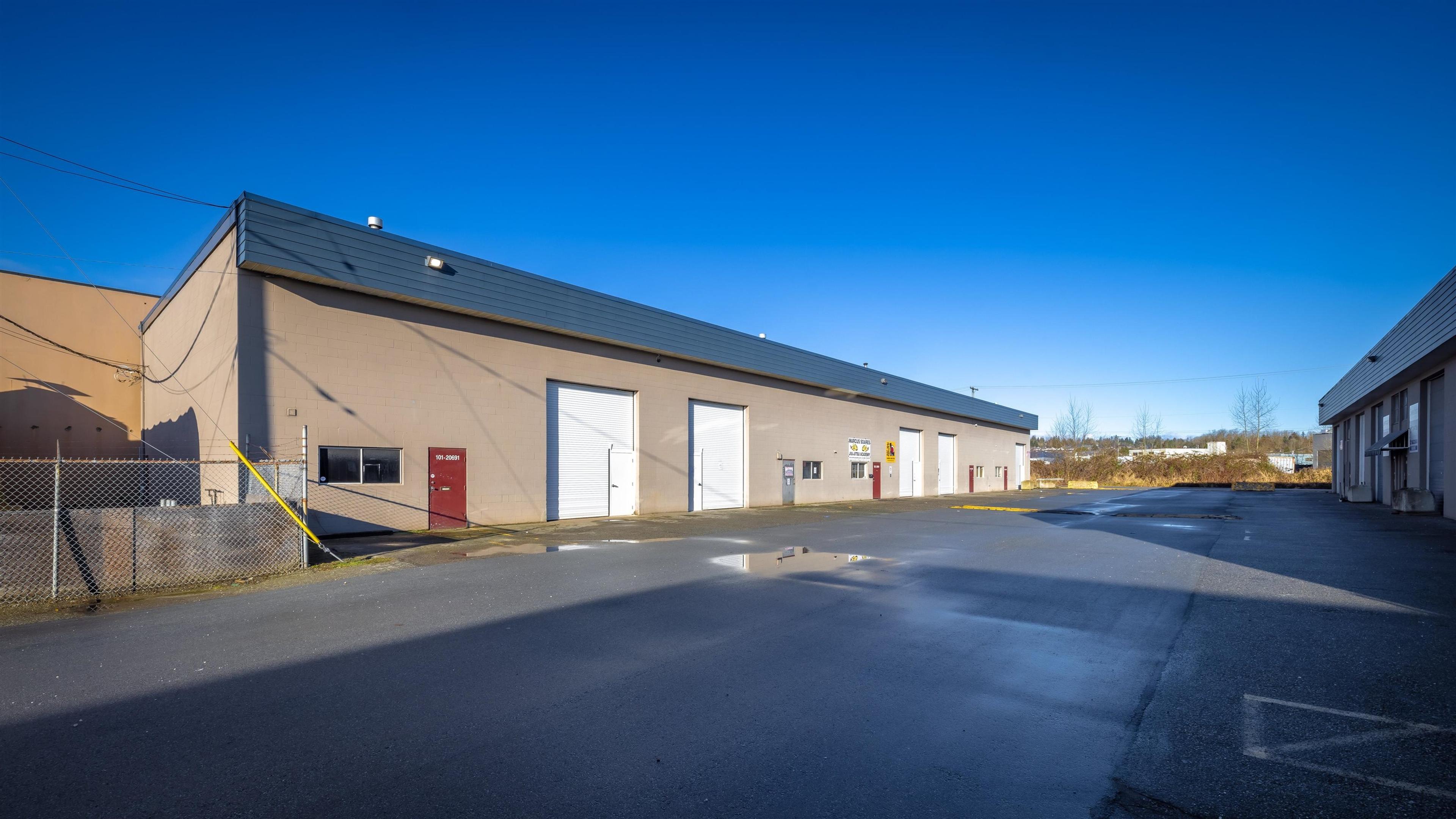 #102 20691 LANGLEY BYPASS - Image 5