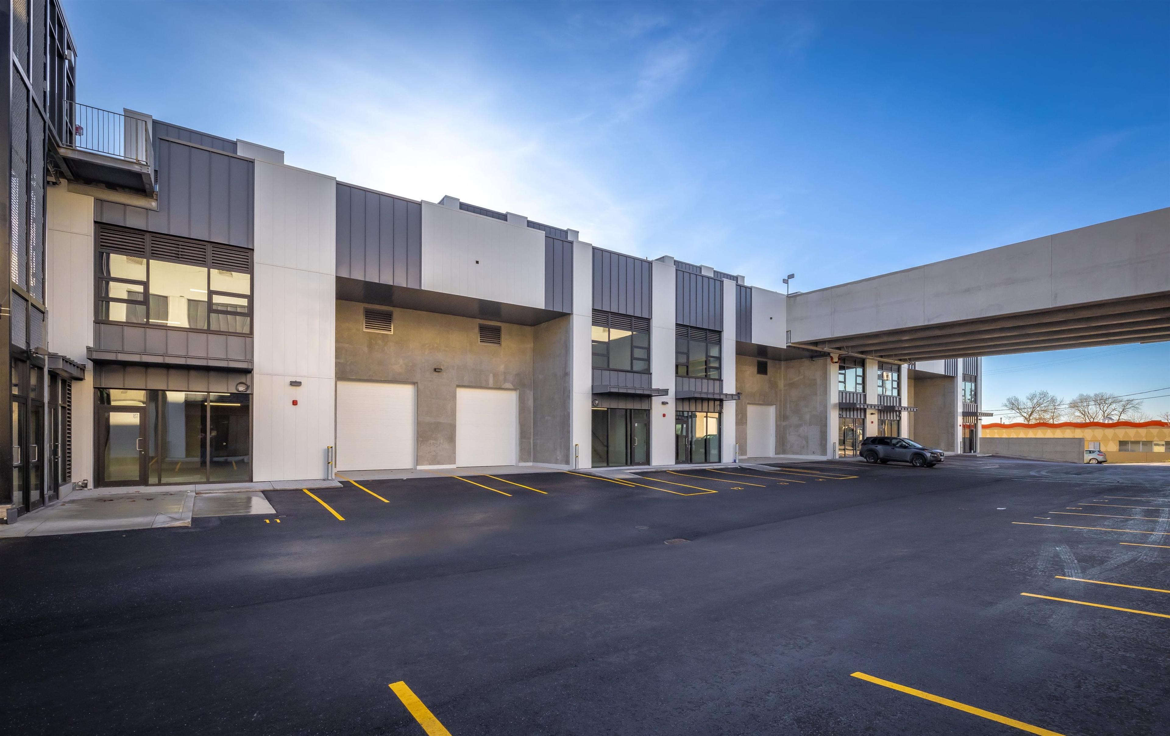 #305 8220 ROSS STREET - Image 9