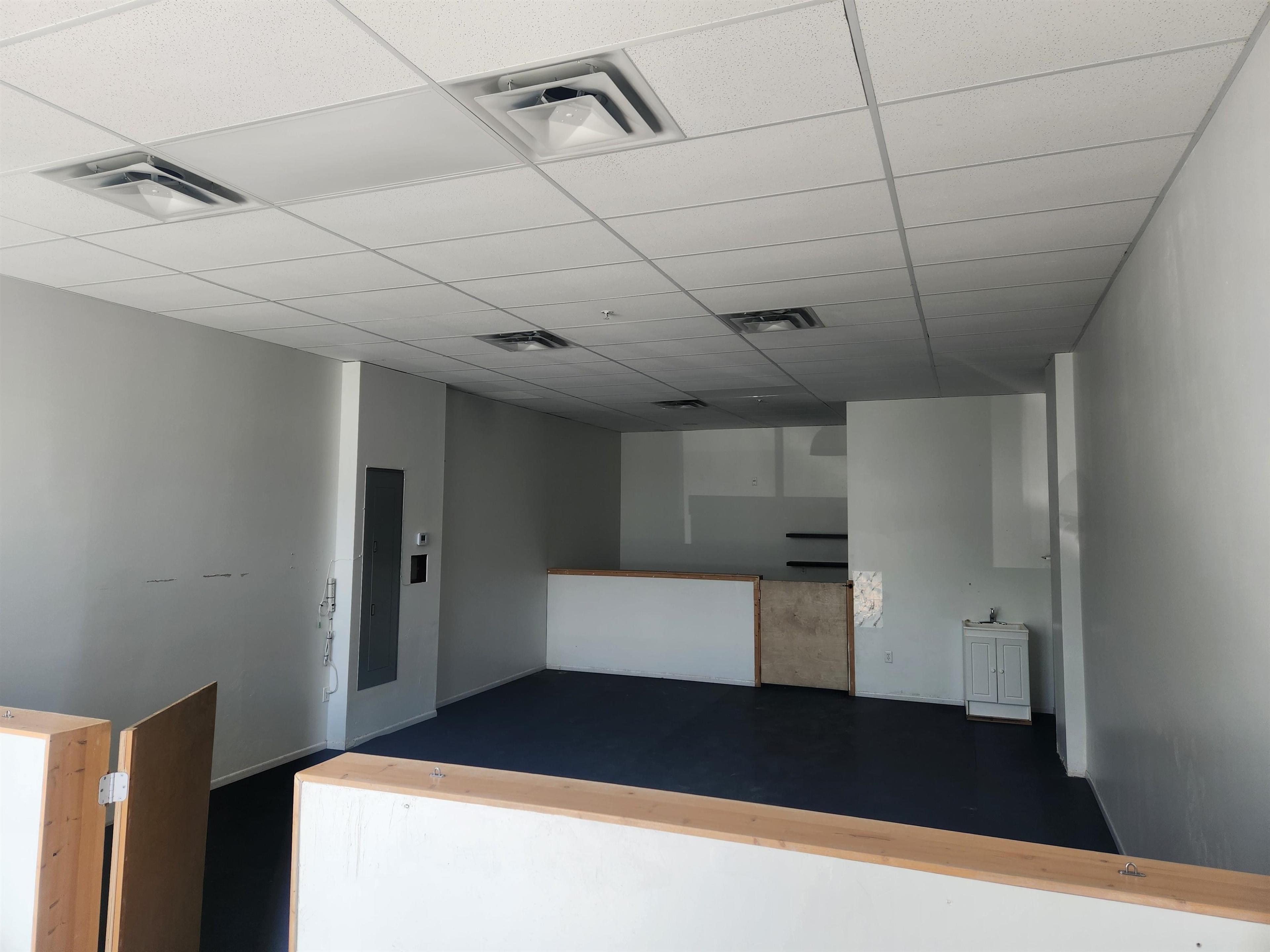 #101 1779 CLEARBROOK ROAD - Image 5