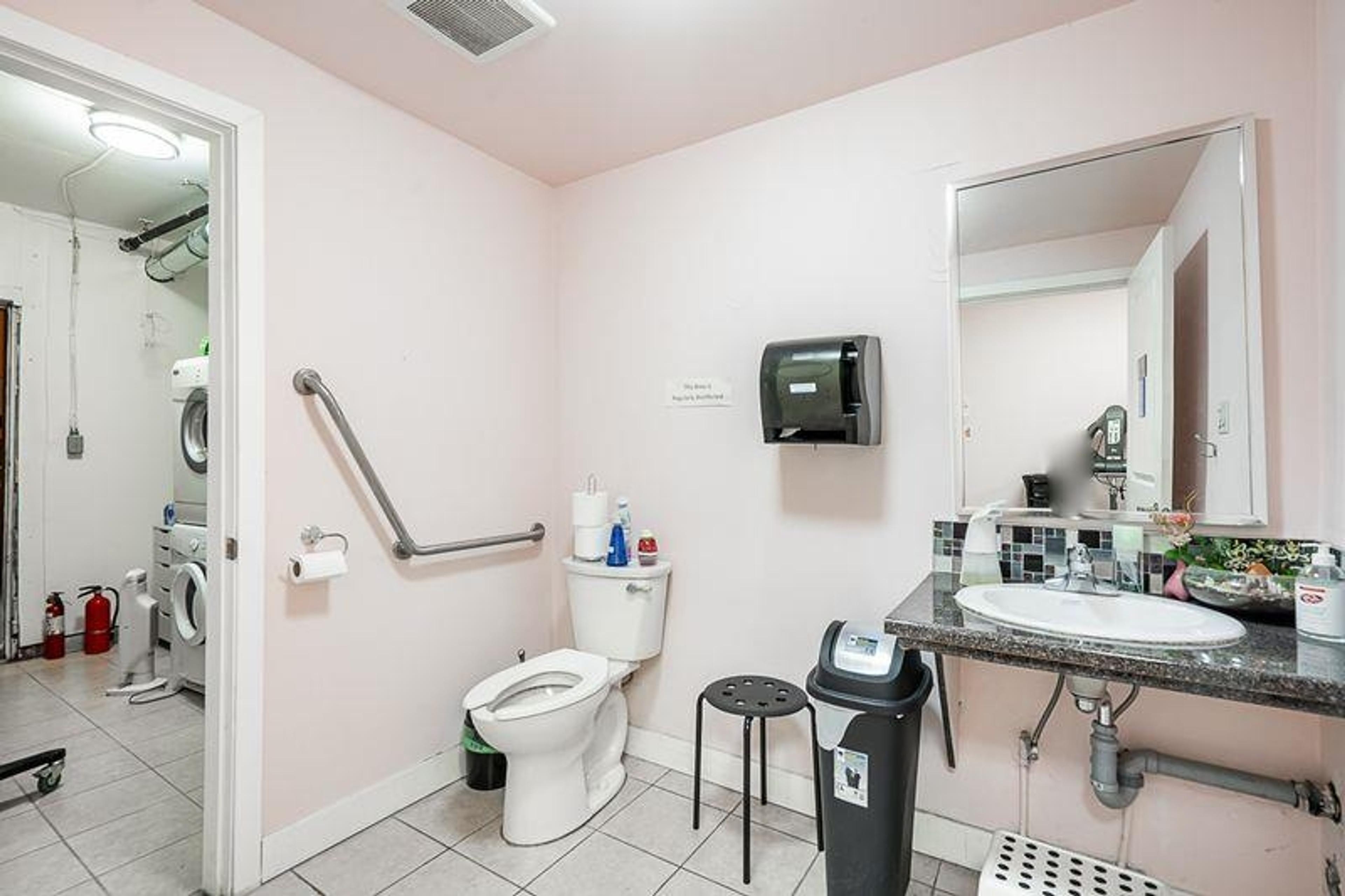 3947 KNIGHT STREET - Image 24