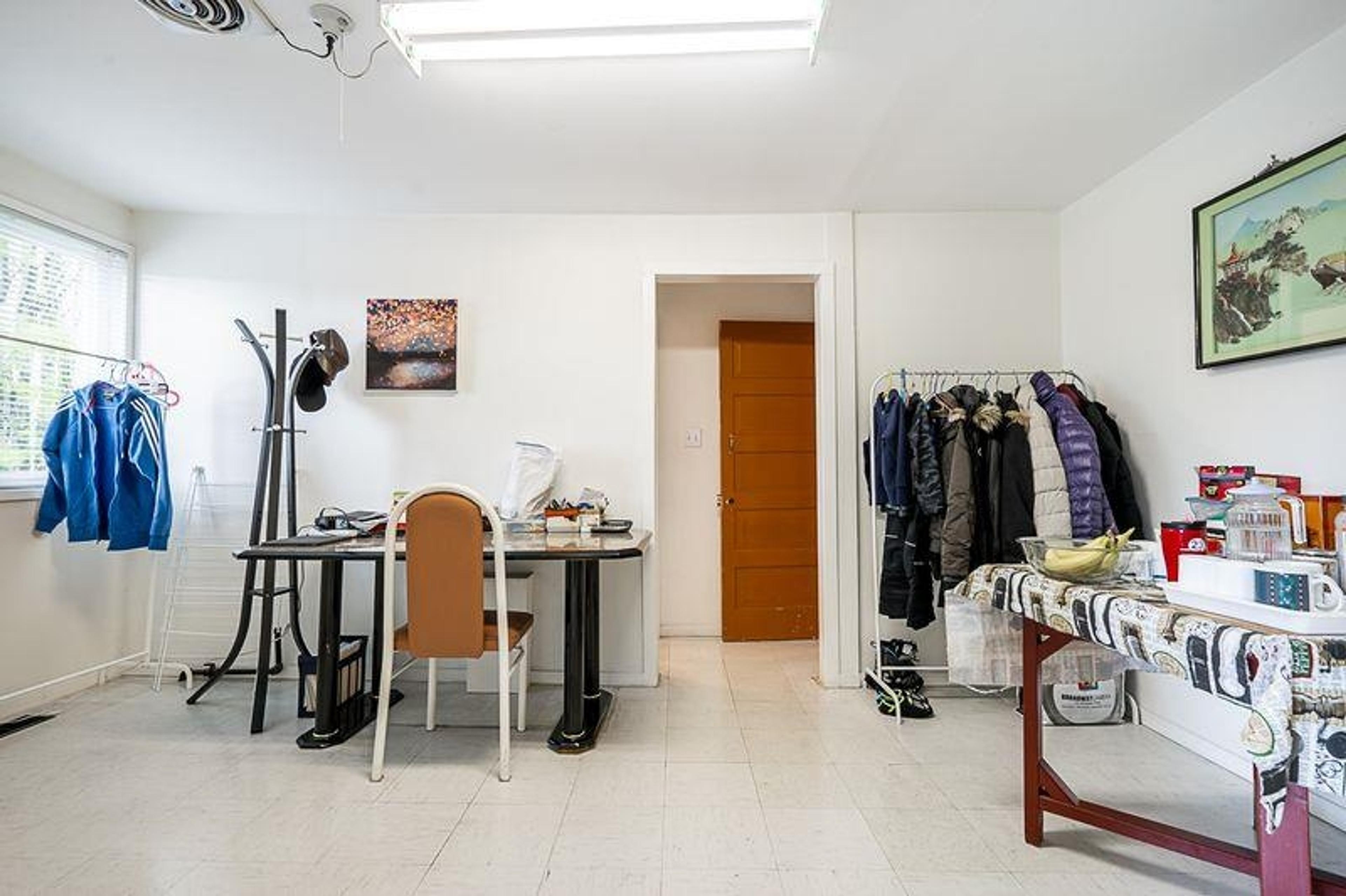 3947 KNIGHT STREET - Image 11