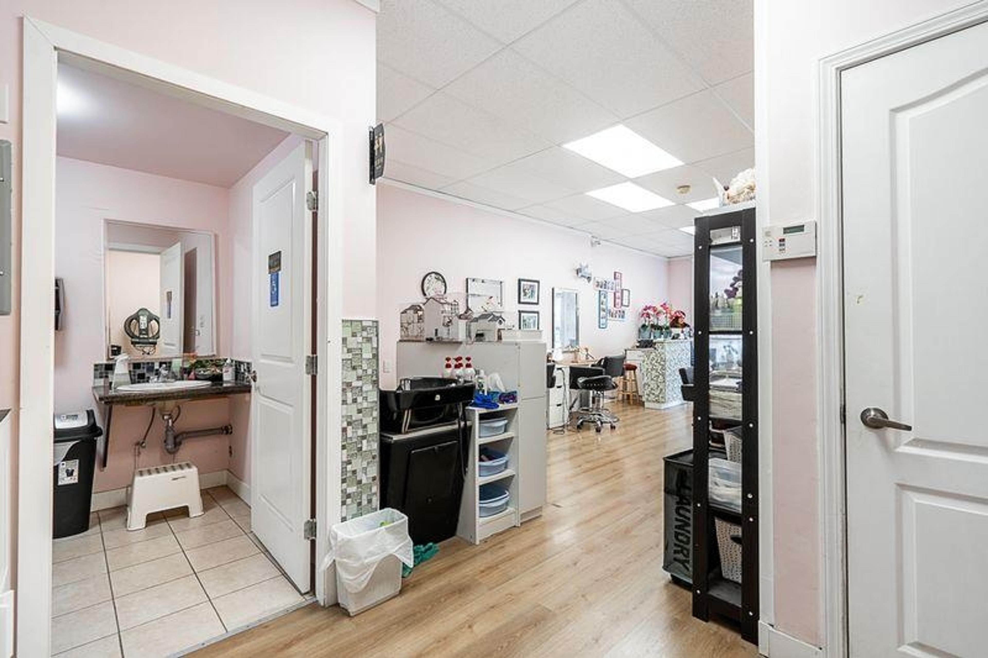 3947 KNIGHT STREET - Image 23