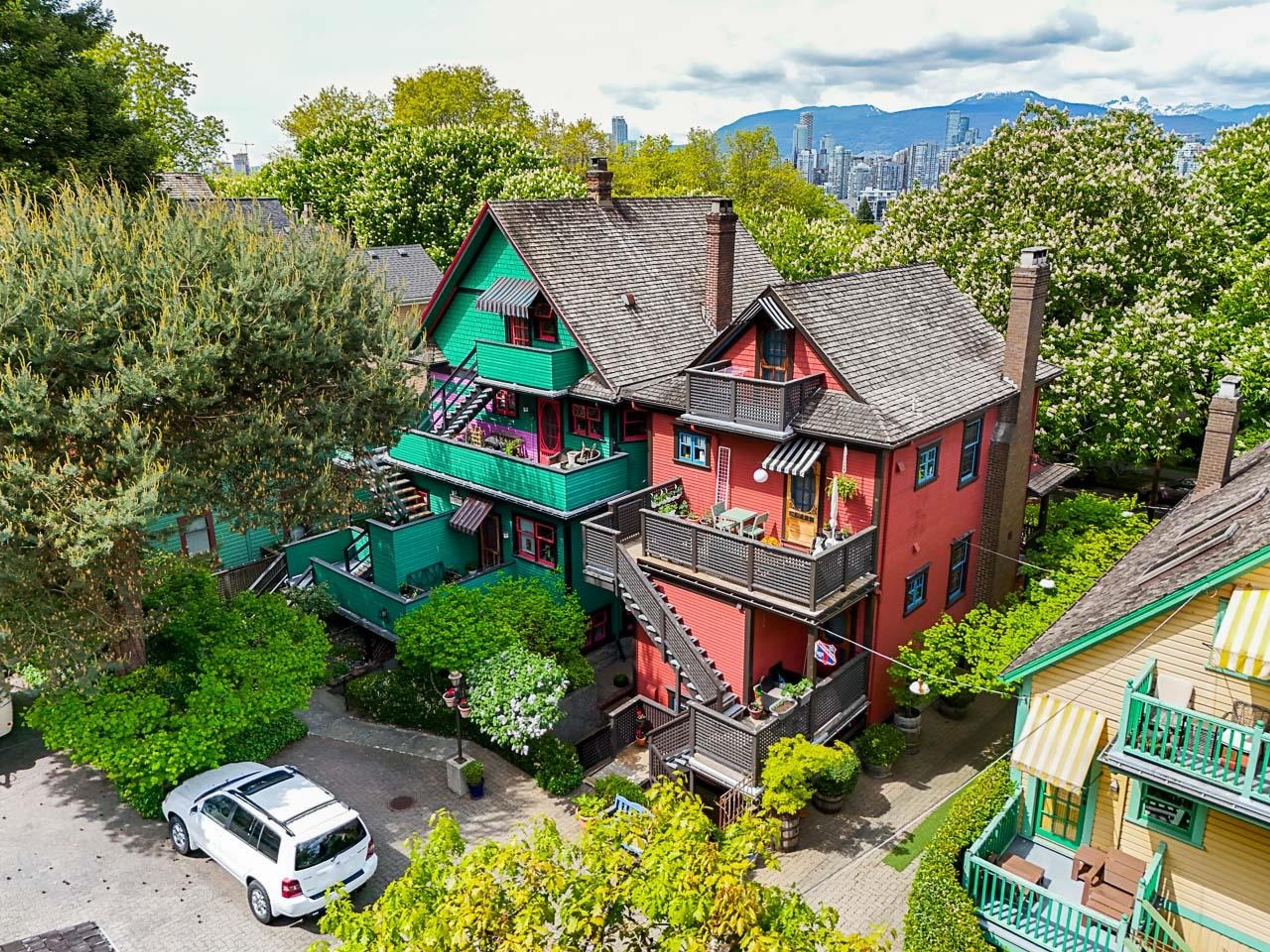 140 W 10TH AVENUE - Image 23