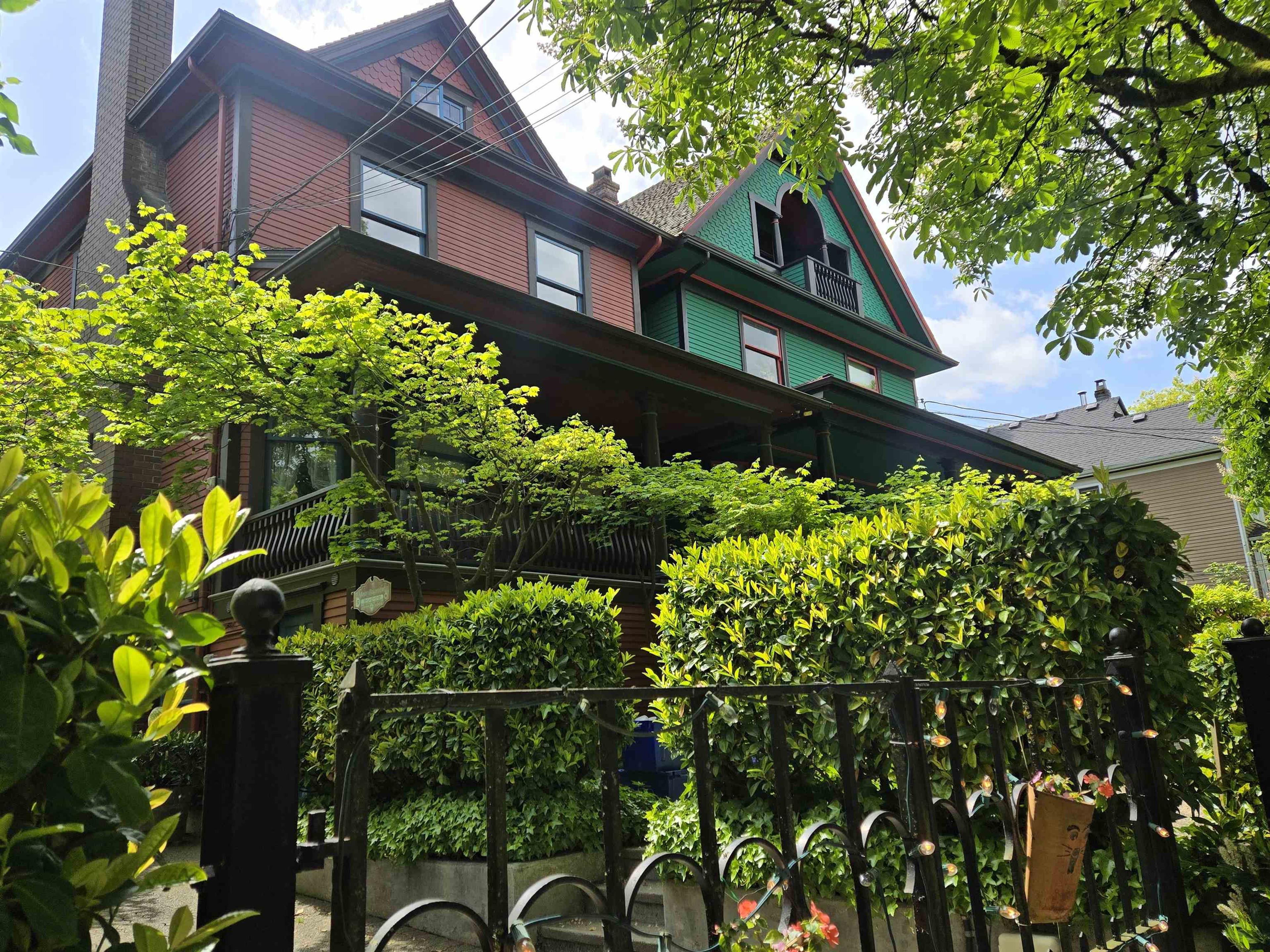 140 W 10TH AVENUE - Image 12