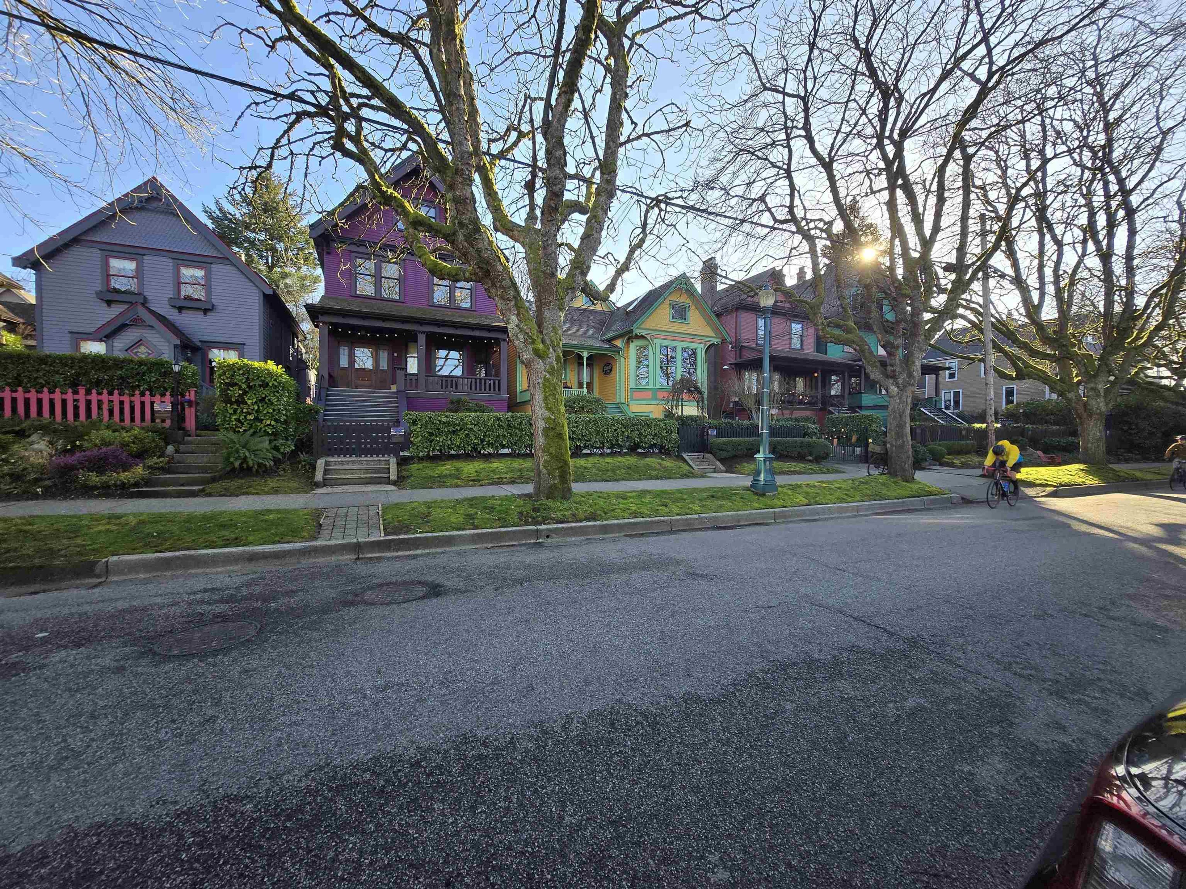 140 W 10TH AVENUE - Image 3