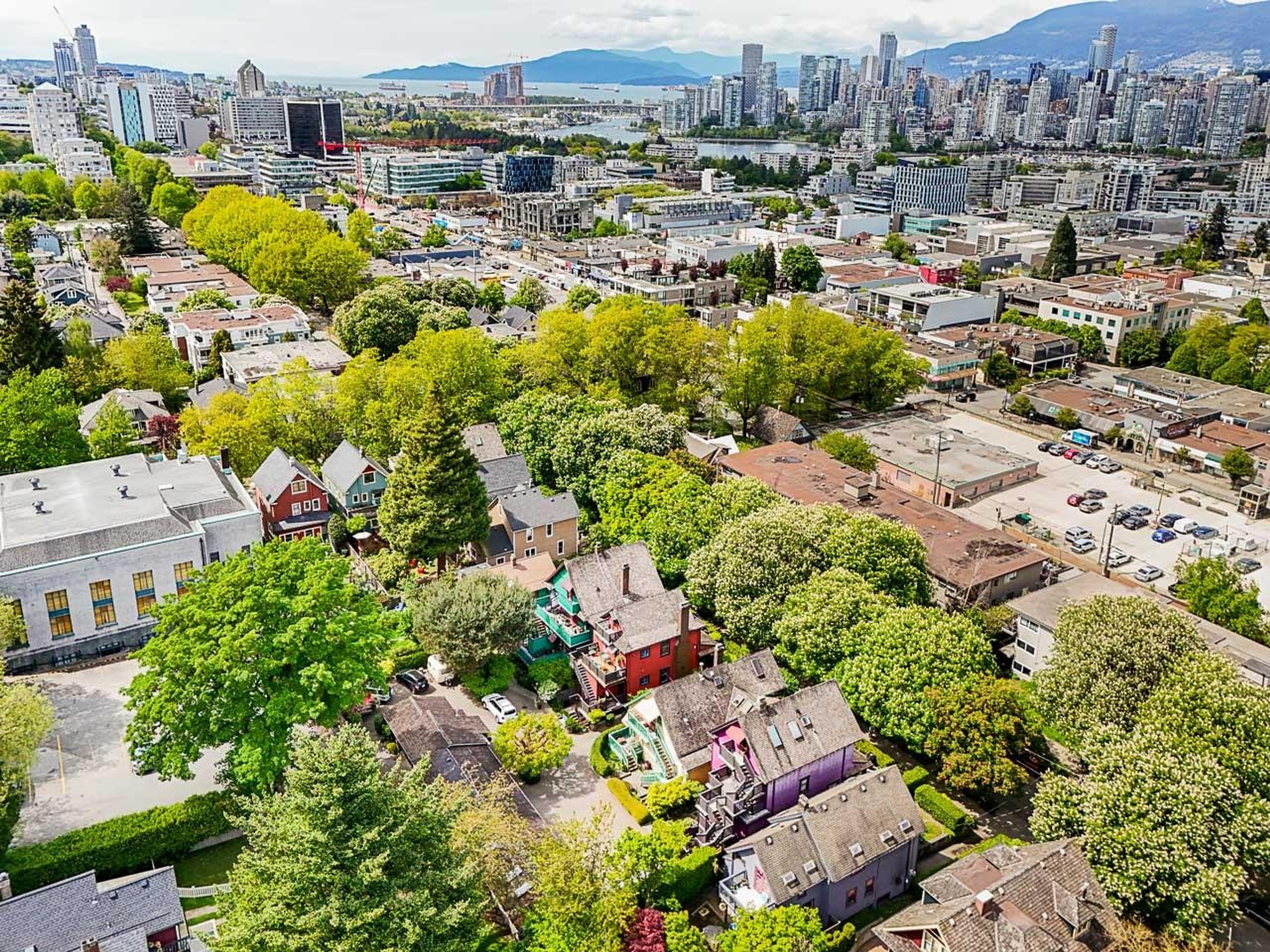 140 W 10TH AVENUE - Image 34