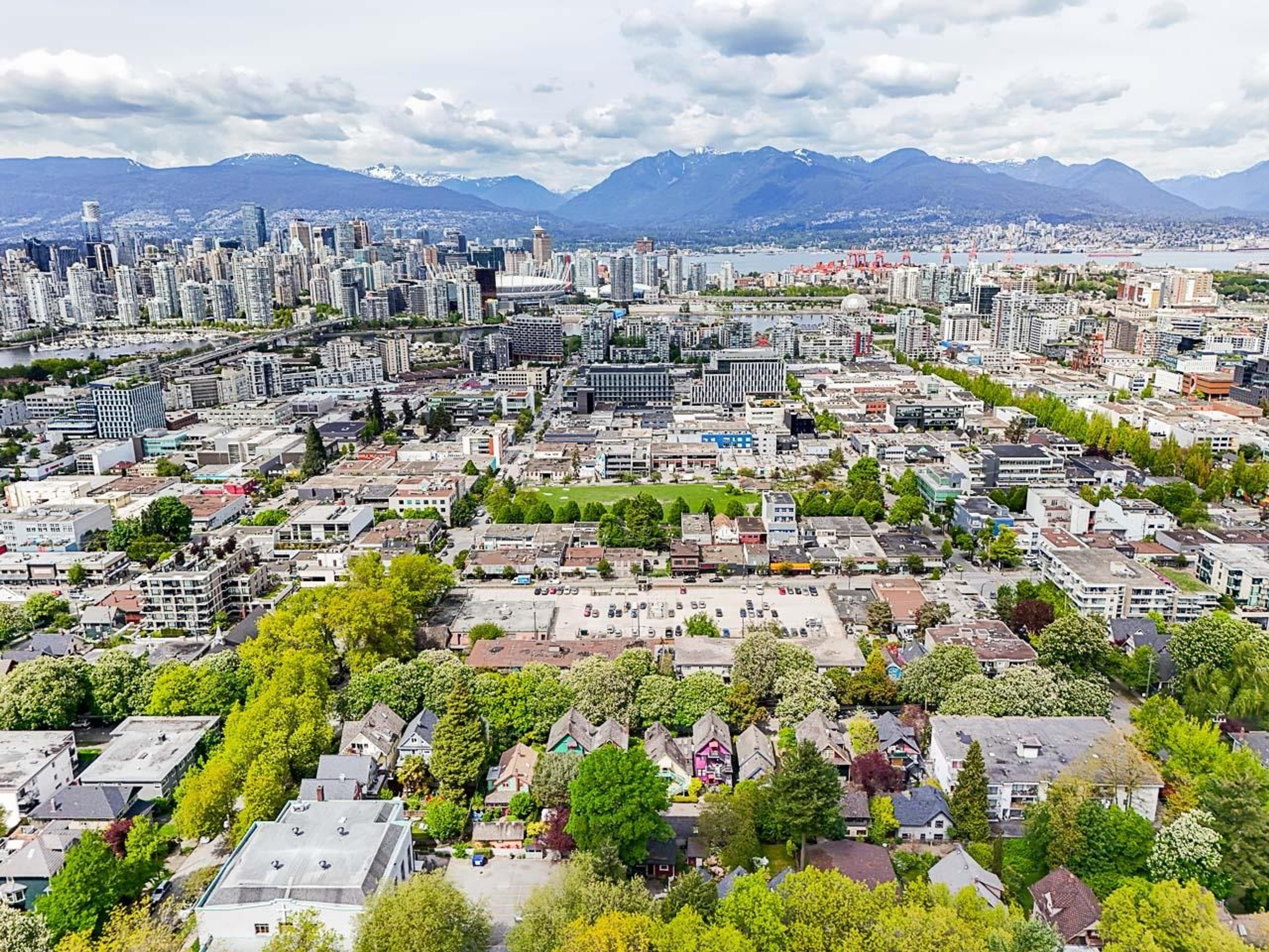 140 W 10TH AVENUE - Image 38