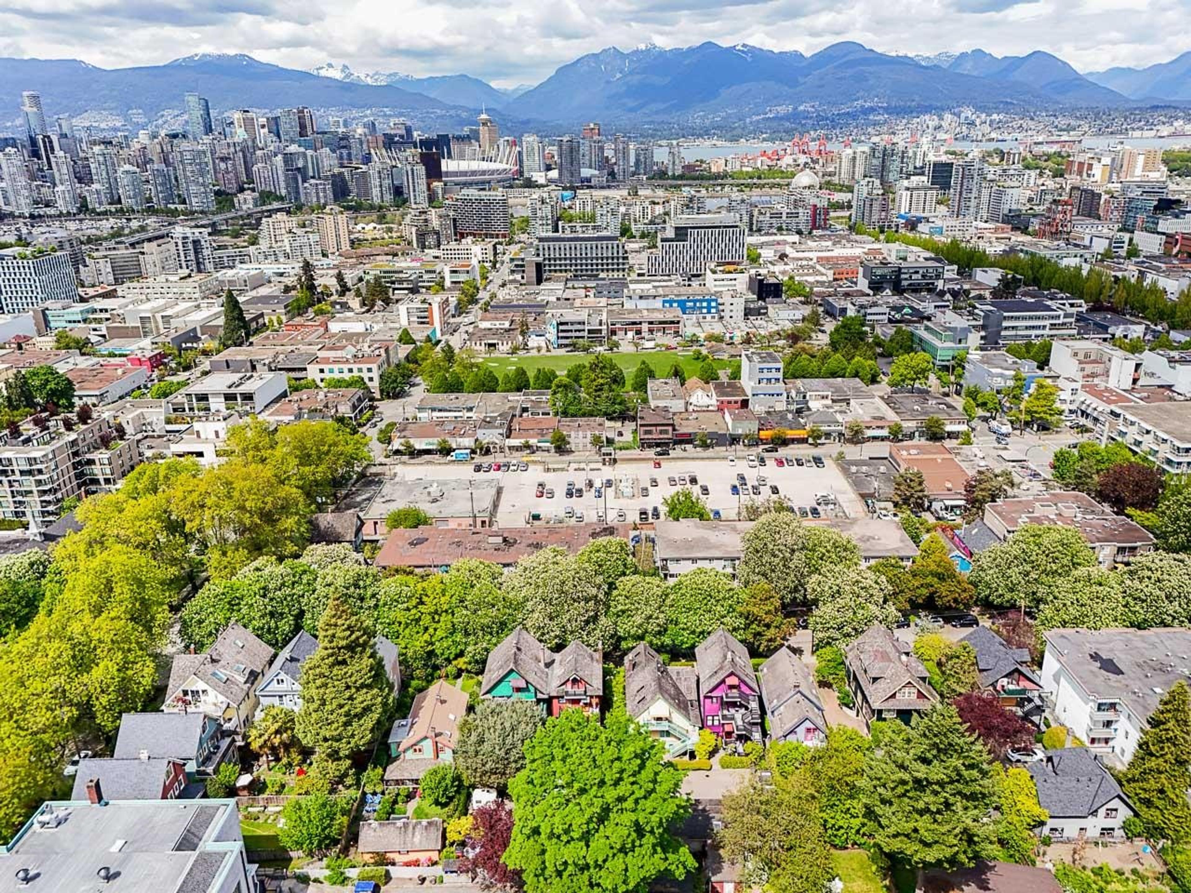 140 W 10TH AVENUE - Image 37