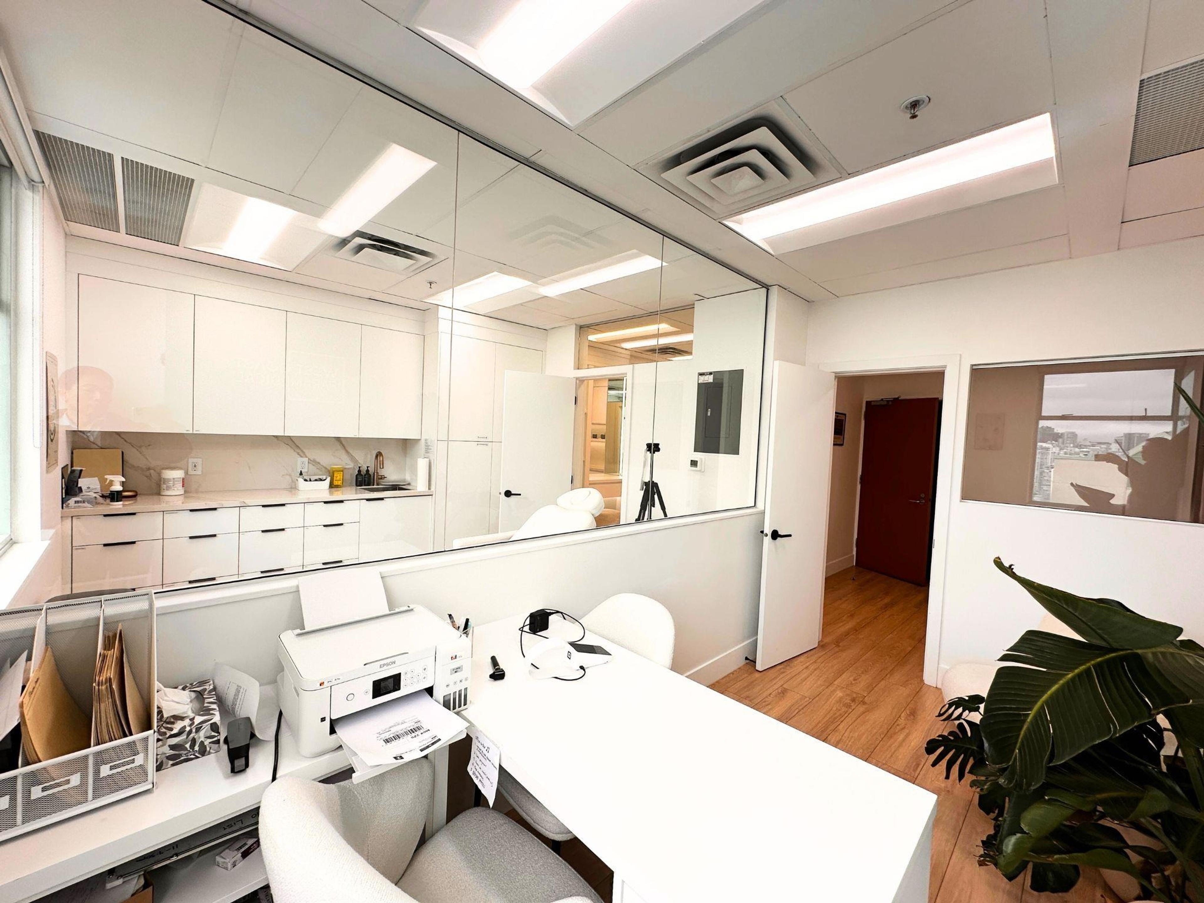 #1407A 750 W BROADWAY - Image 7