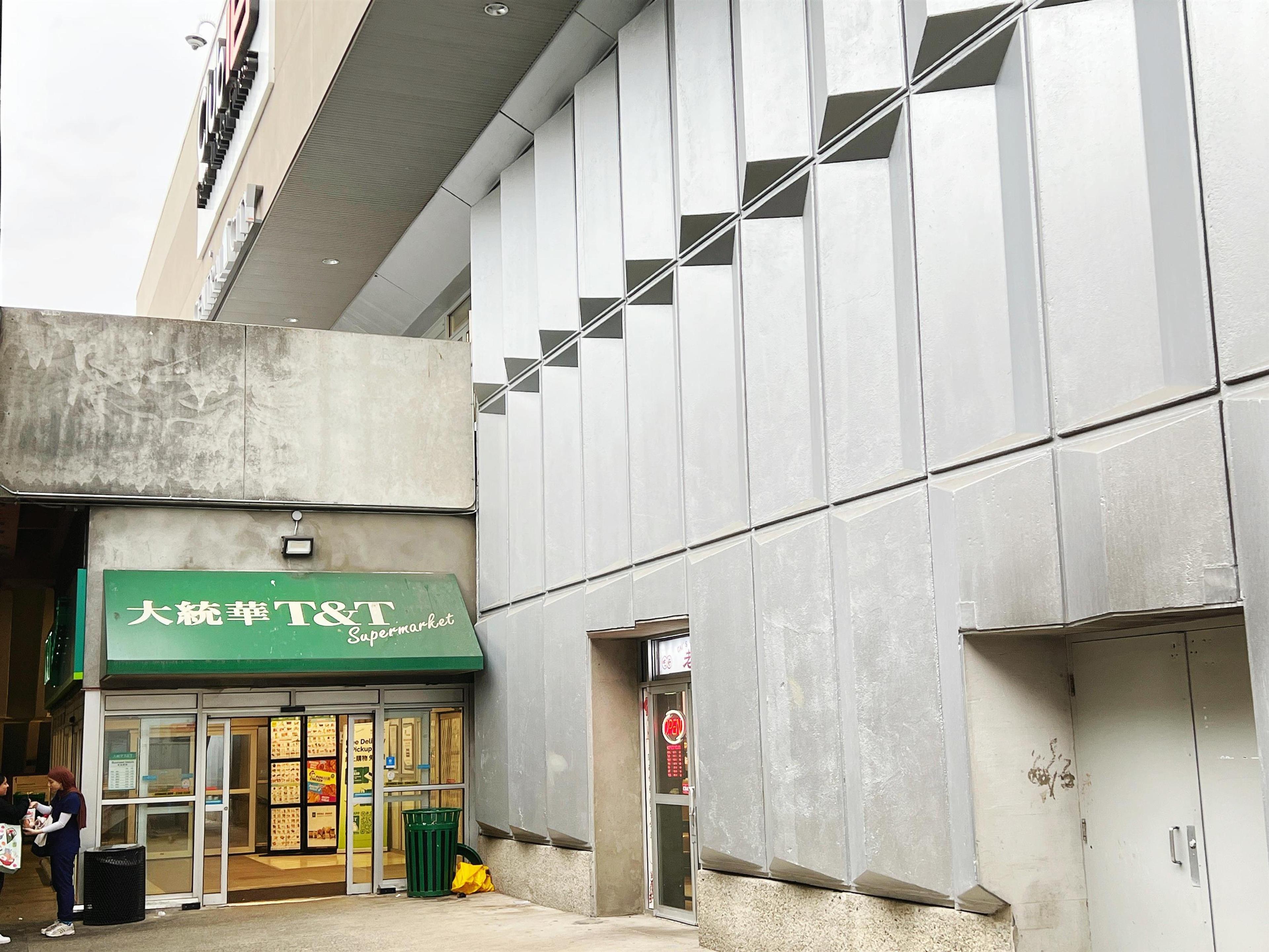 #5 3000-10153 KING GEORGE BOULEVARD - Image 9